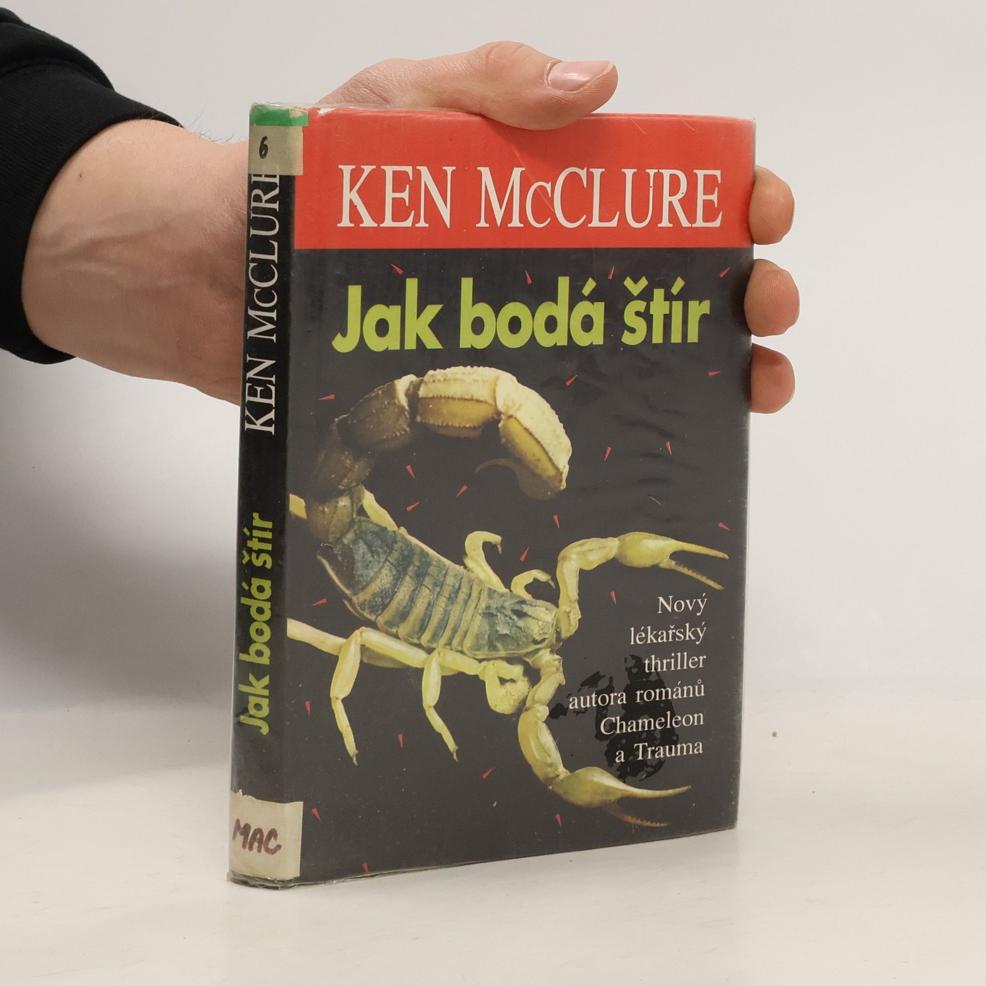 Ken McClure Jak bodá štír