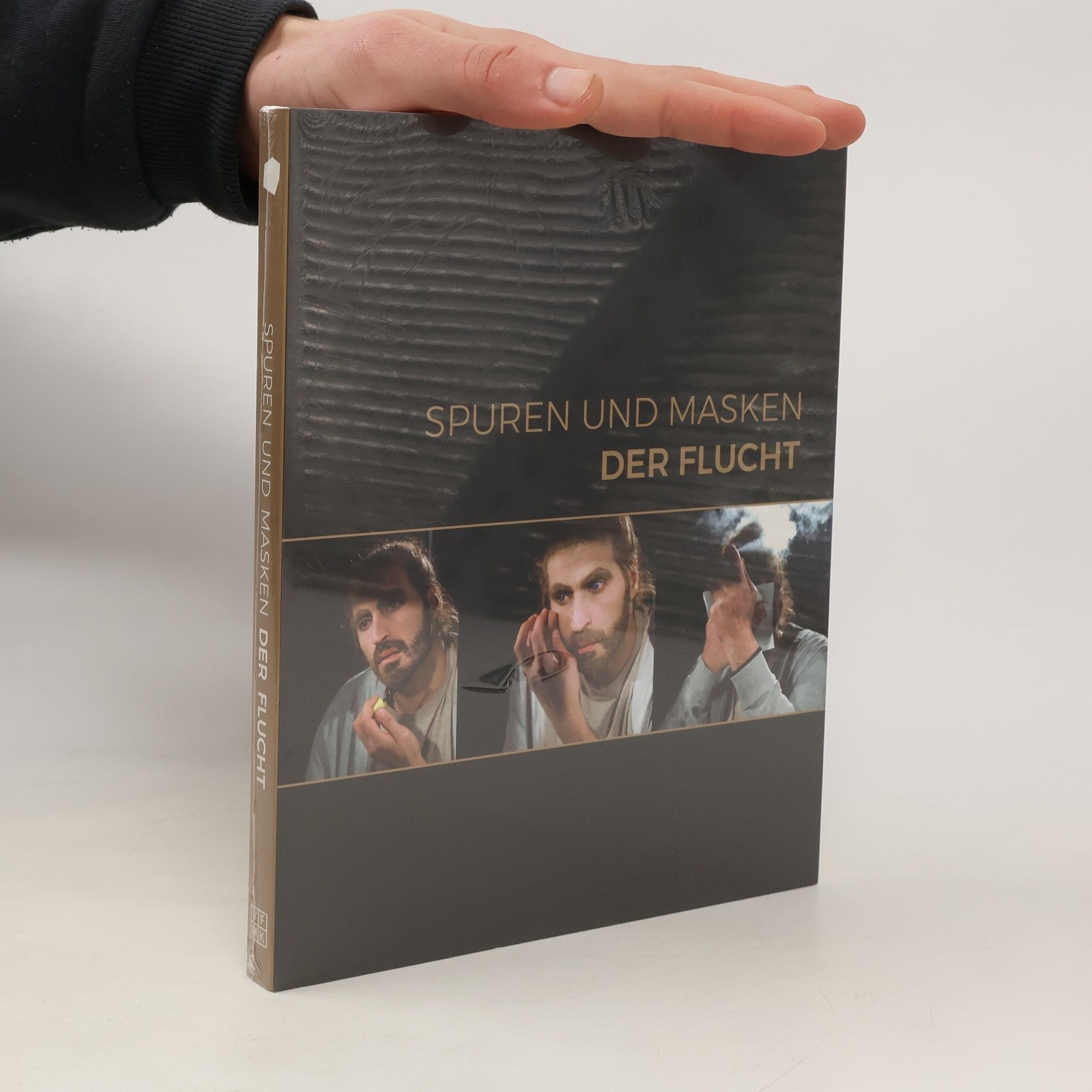 AA.VV. Spuren und Masken der Flucht