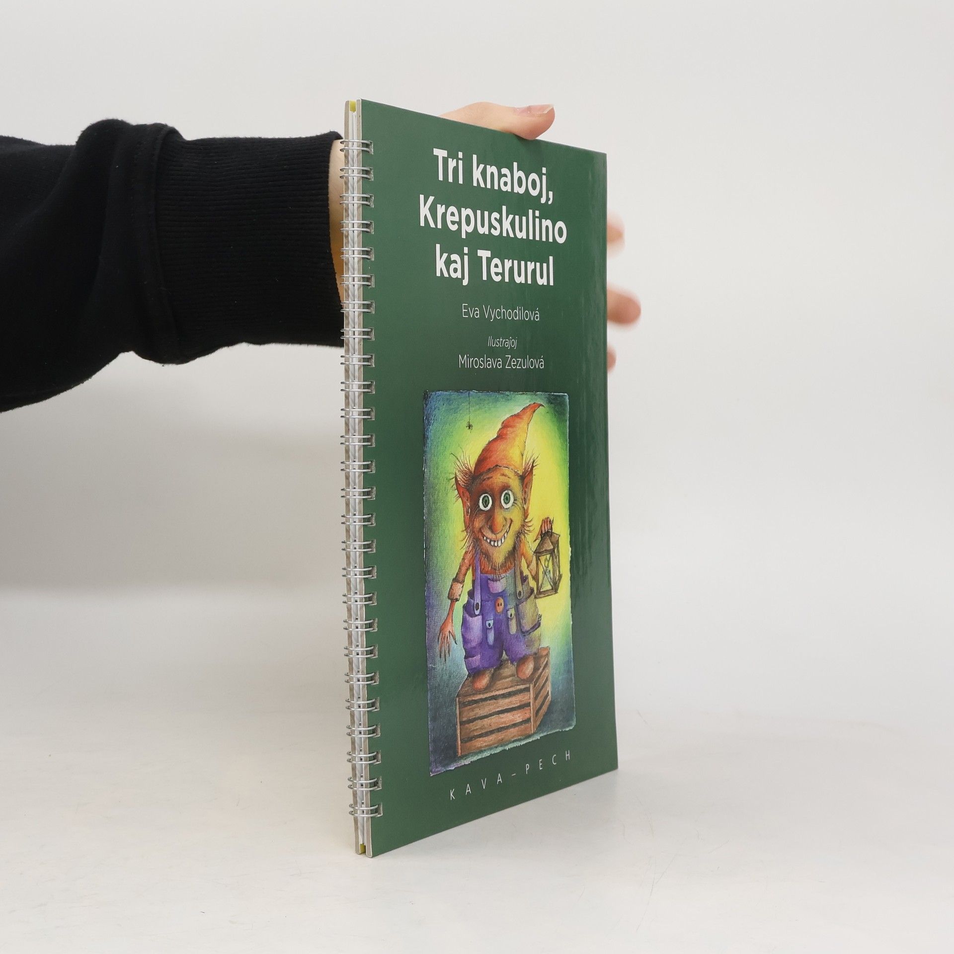 Tri knaboj, Krepuskulino kaj Terurul