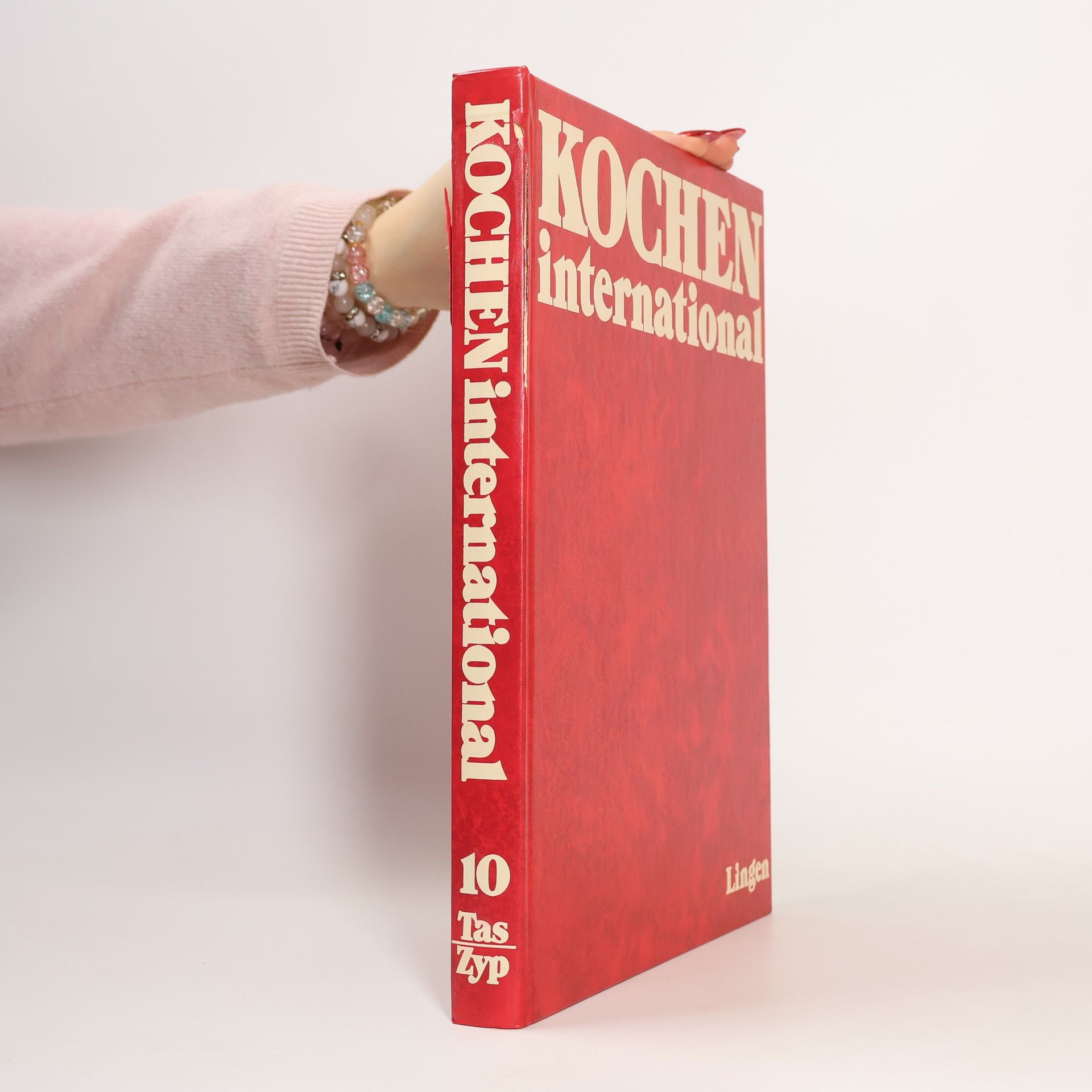 AA.VV. Kochen international. Band 10