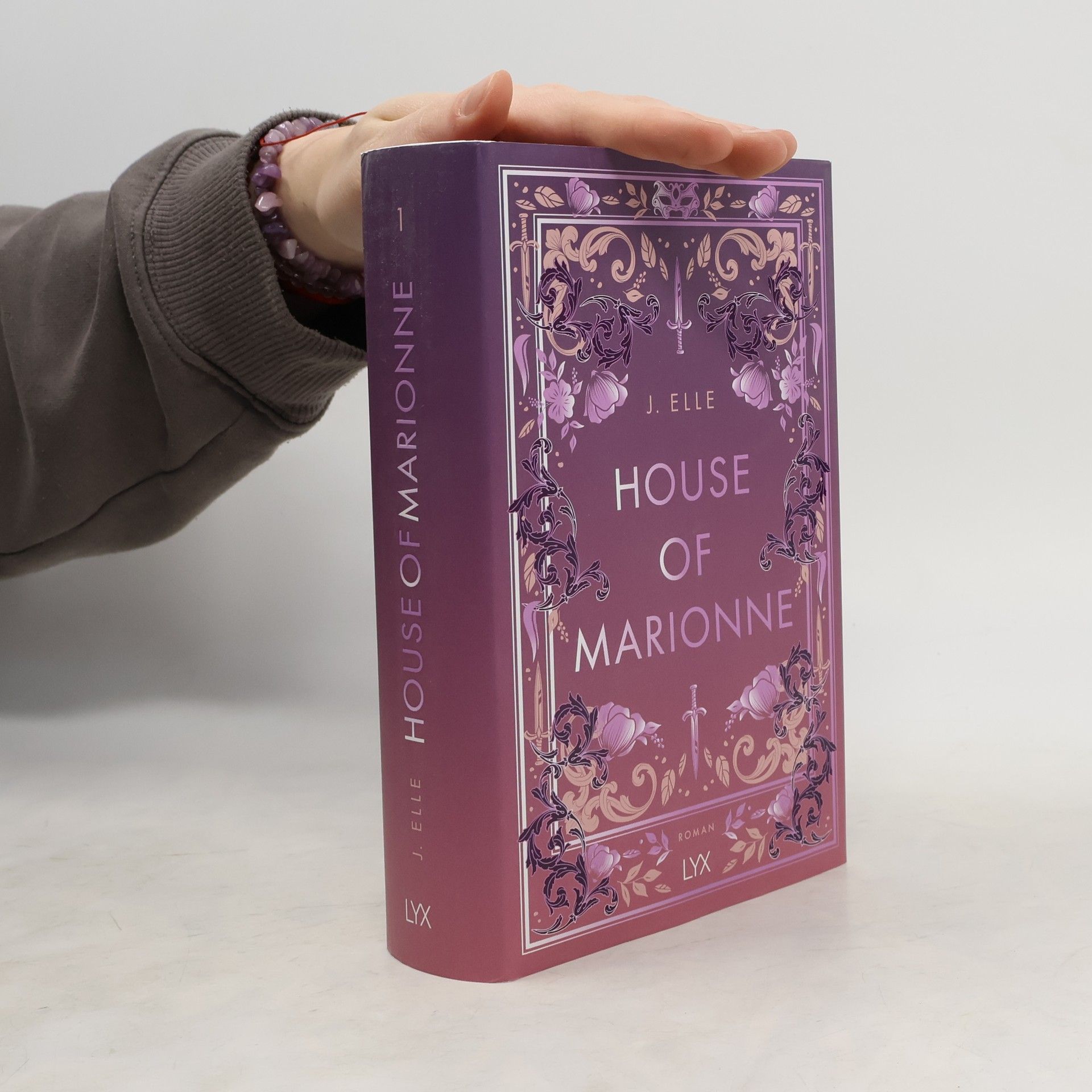 J. Elle House of Marionne