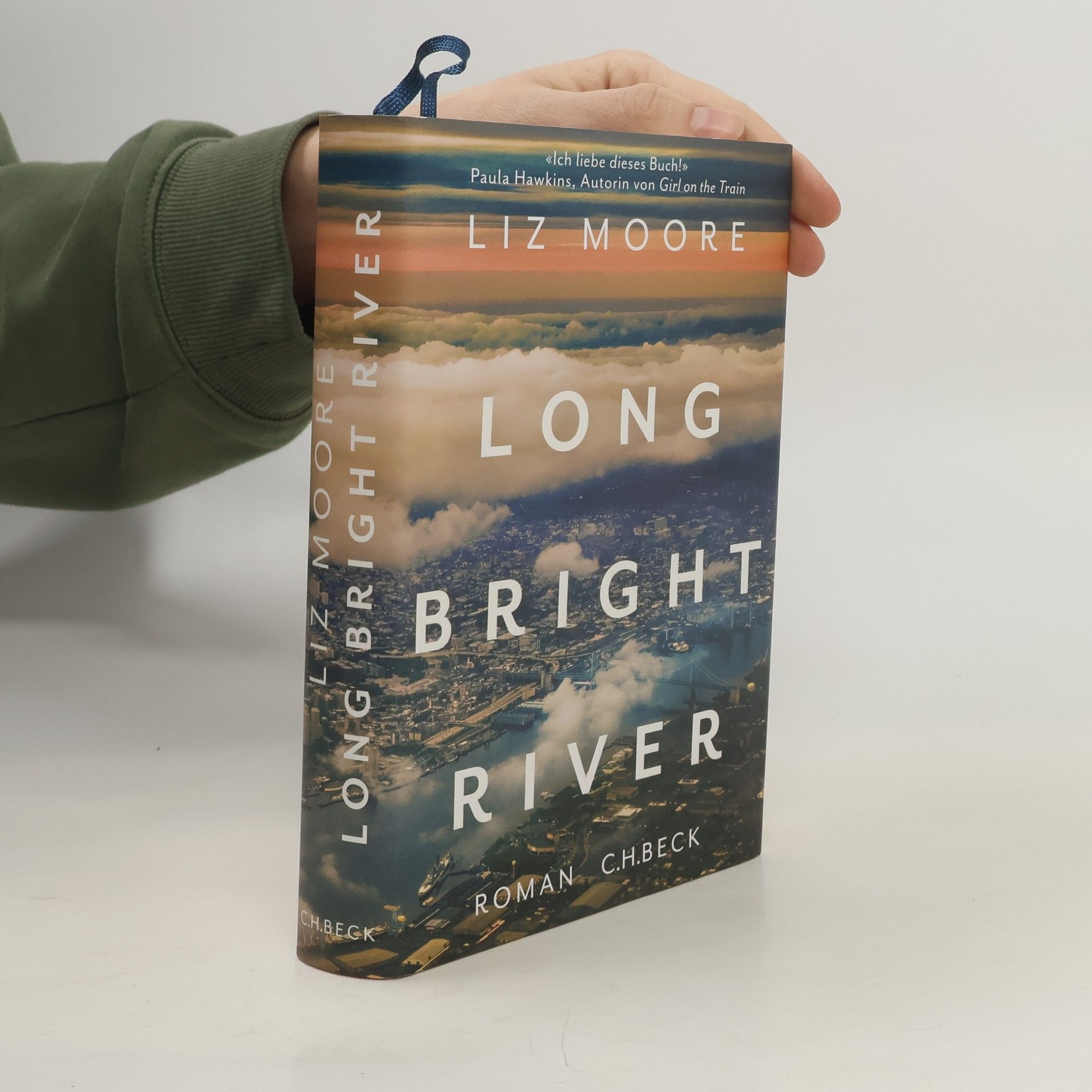 Liz Moore Long Bright River