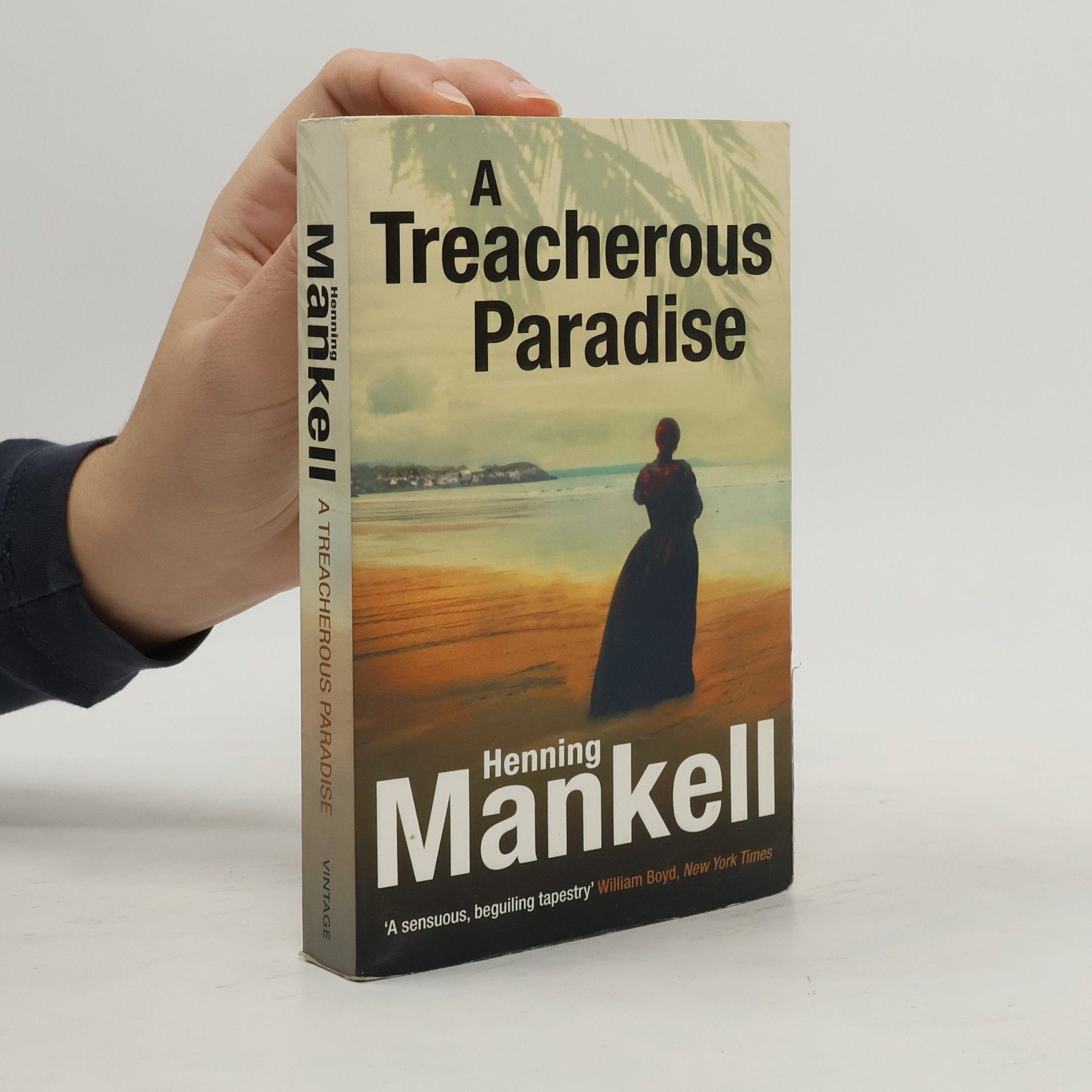 Henning Mankell A Treacherous Paradise