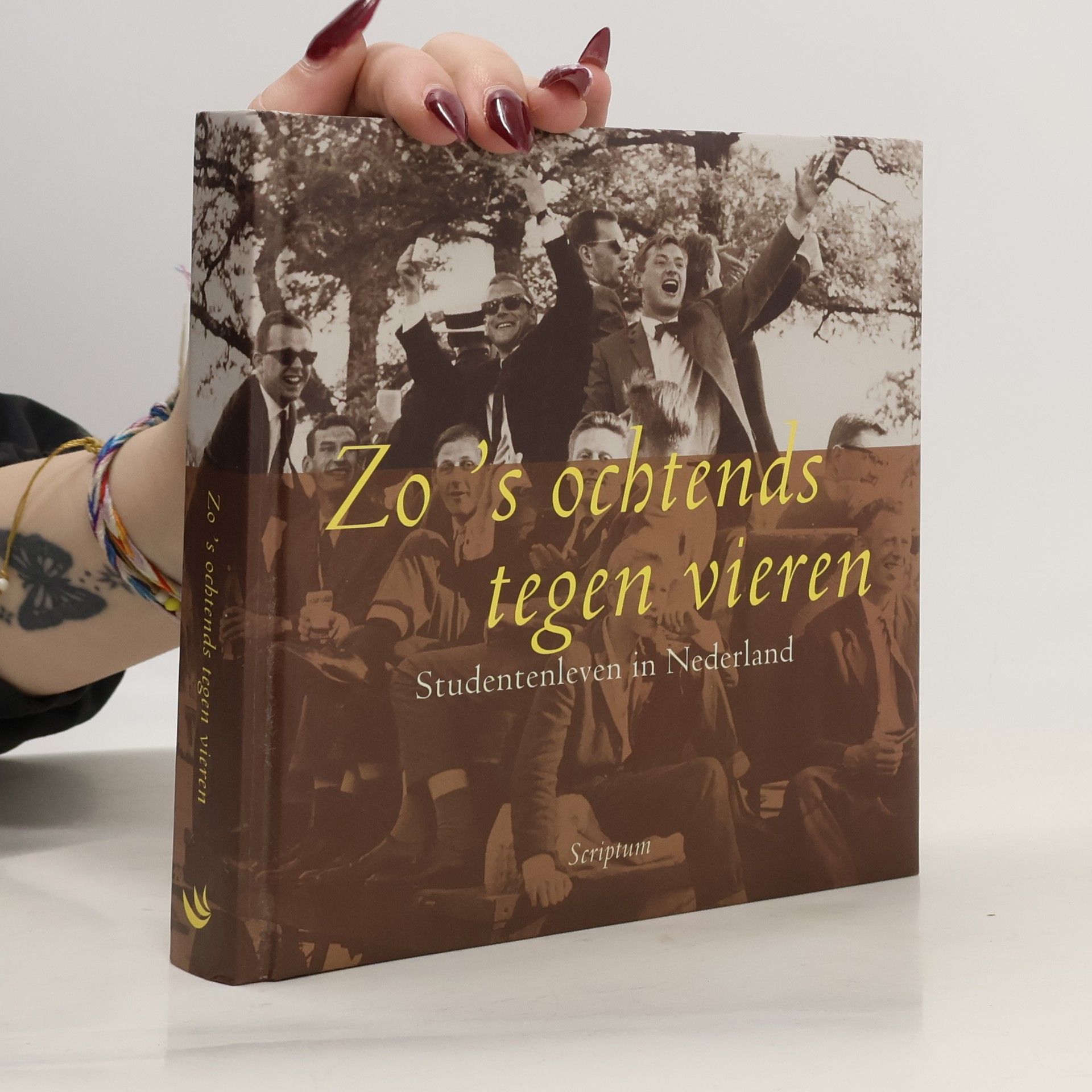 G. Verhoeven Zo 's ochtends tegen vieren / druk 1