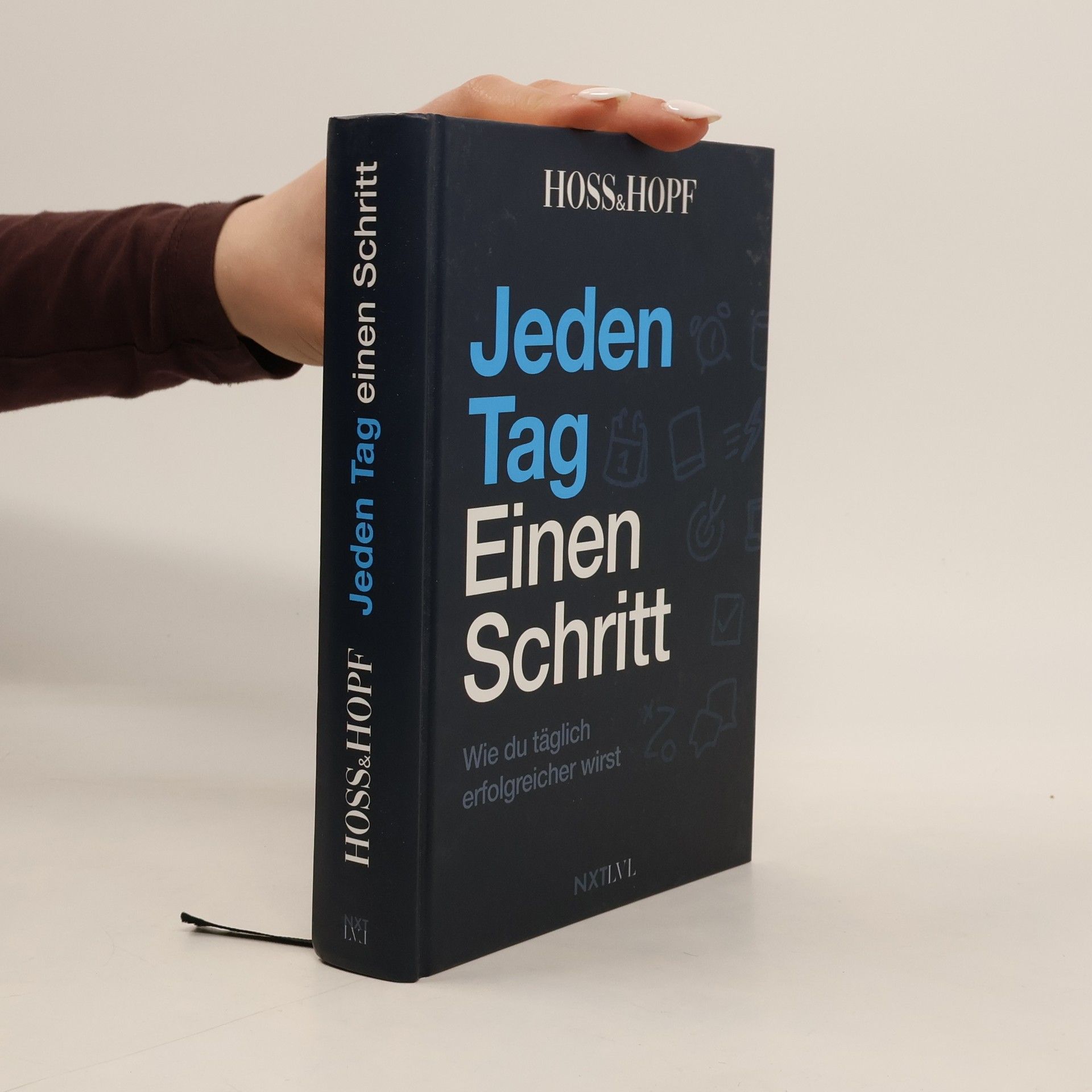 Jeden Tag. Einen Schritt