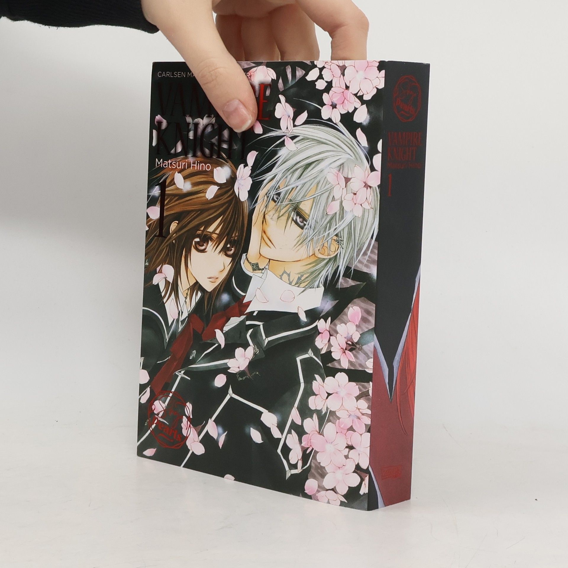 Matsuri Hino VAMPIRE KNIGHT Pearls 1