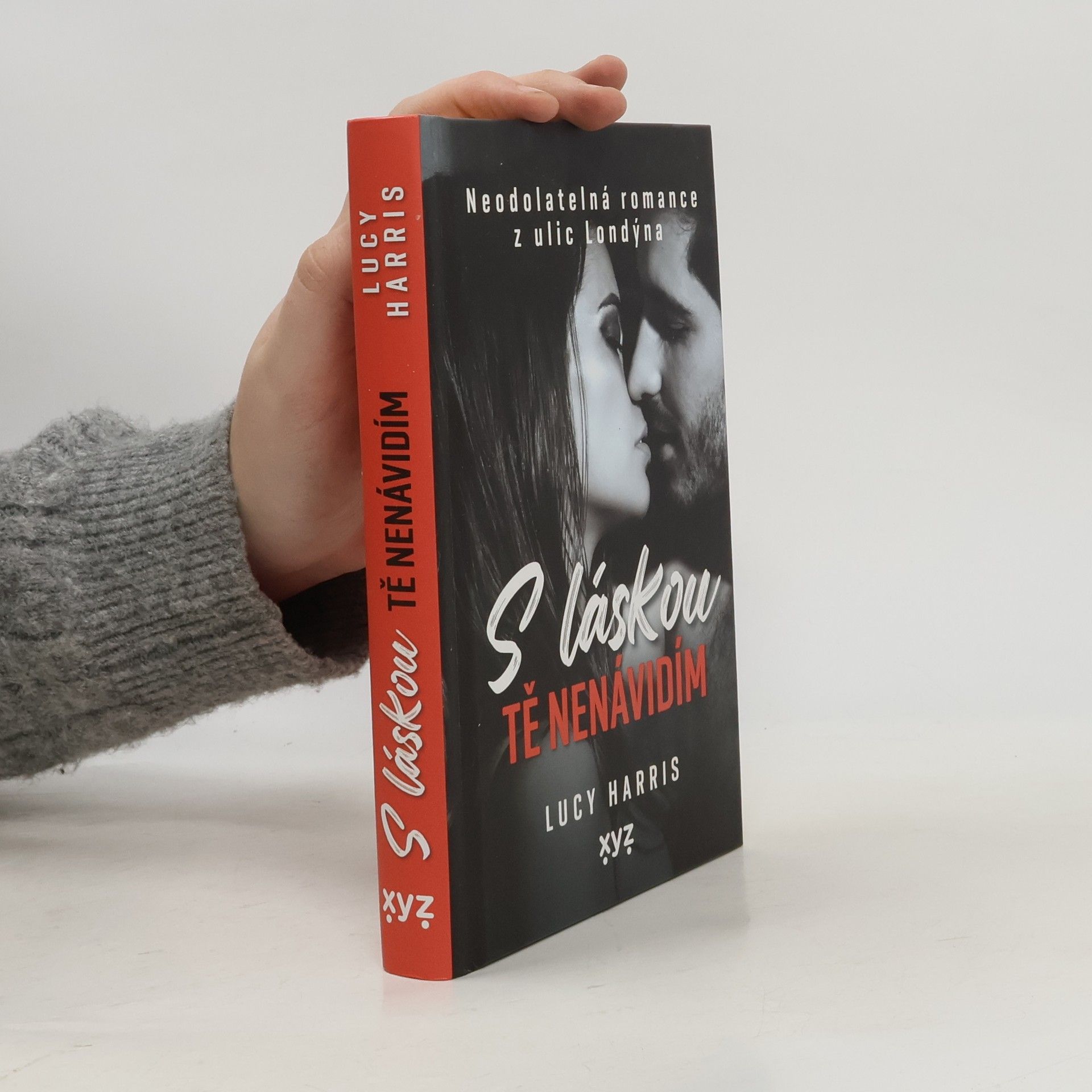 Lucy Harris S láskou tě nenávidím