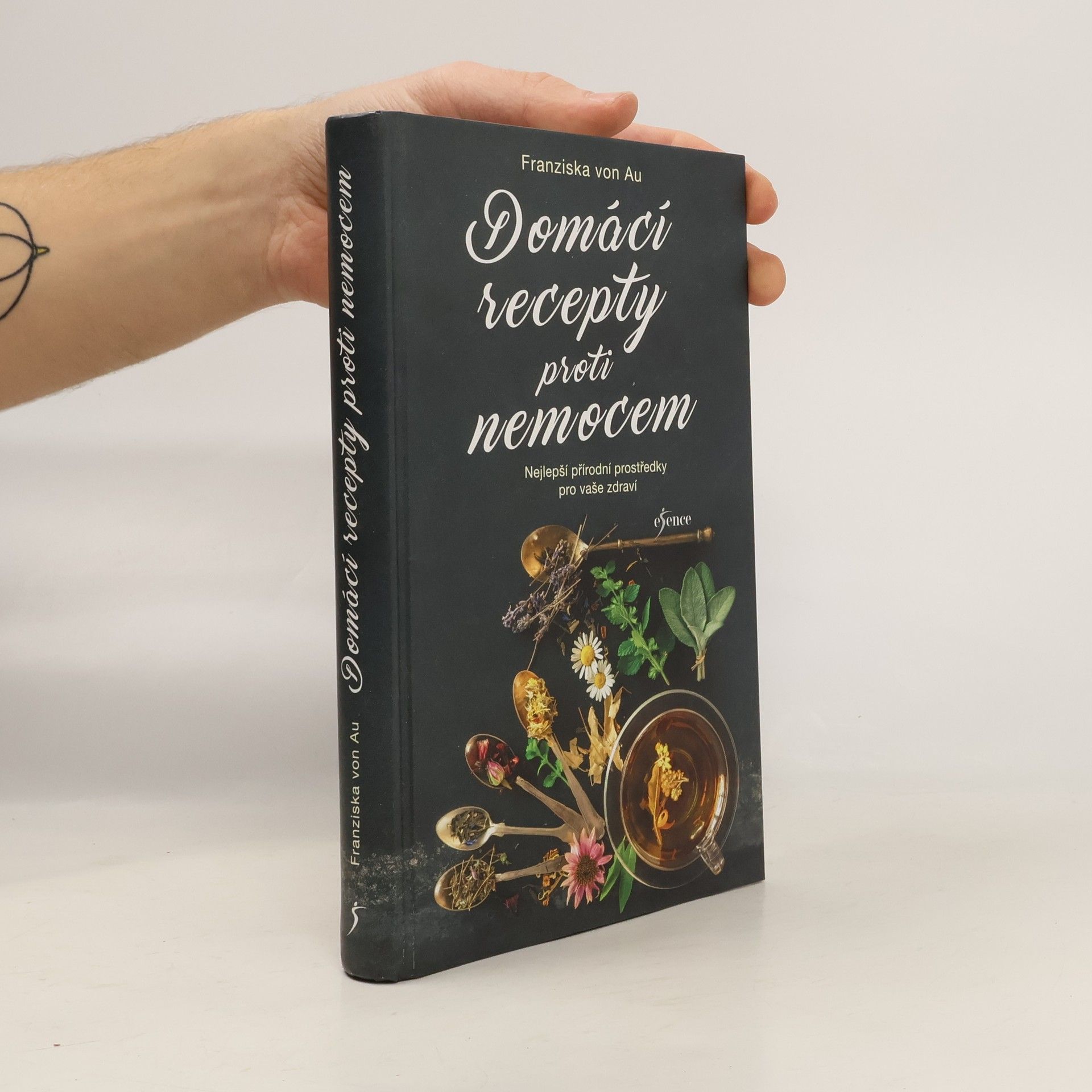 Christina Zacker Domácí recepty proti nemocem: Nejlepší přírodní prostředky pro vaše zdraví