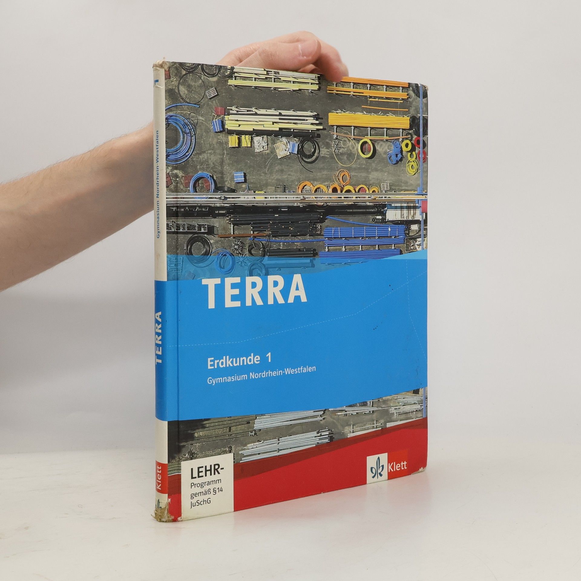 TERRA Erdkunde für Nordrhein-Westfalen. Schülerbuch - Lehr-Programm gemäß §14 JuSchG