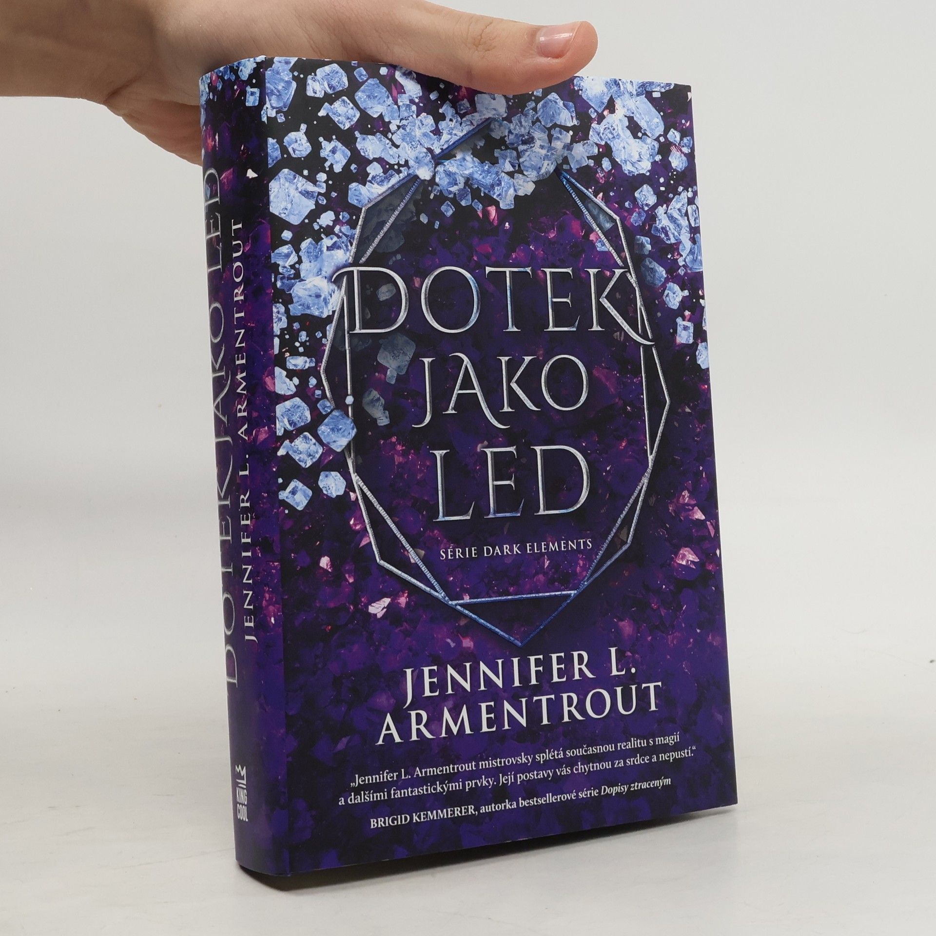 Jennifer L. Armentrout Dotek jako led