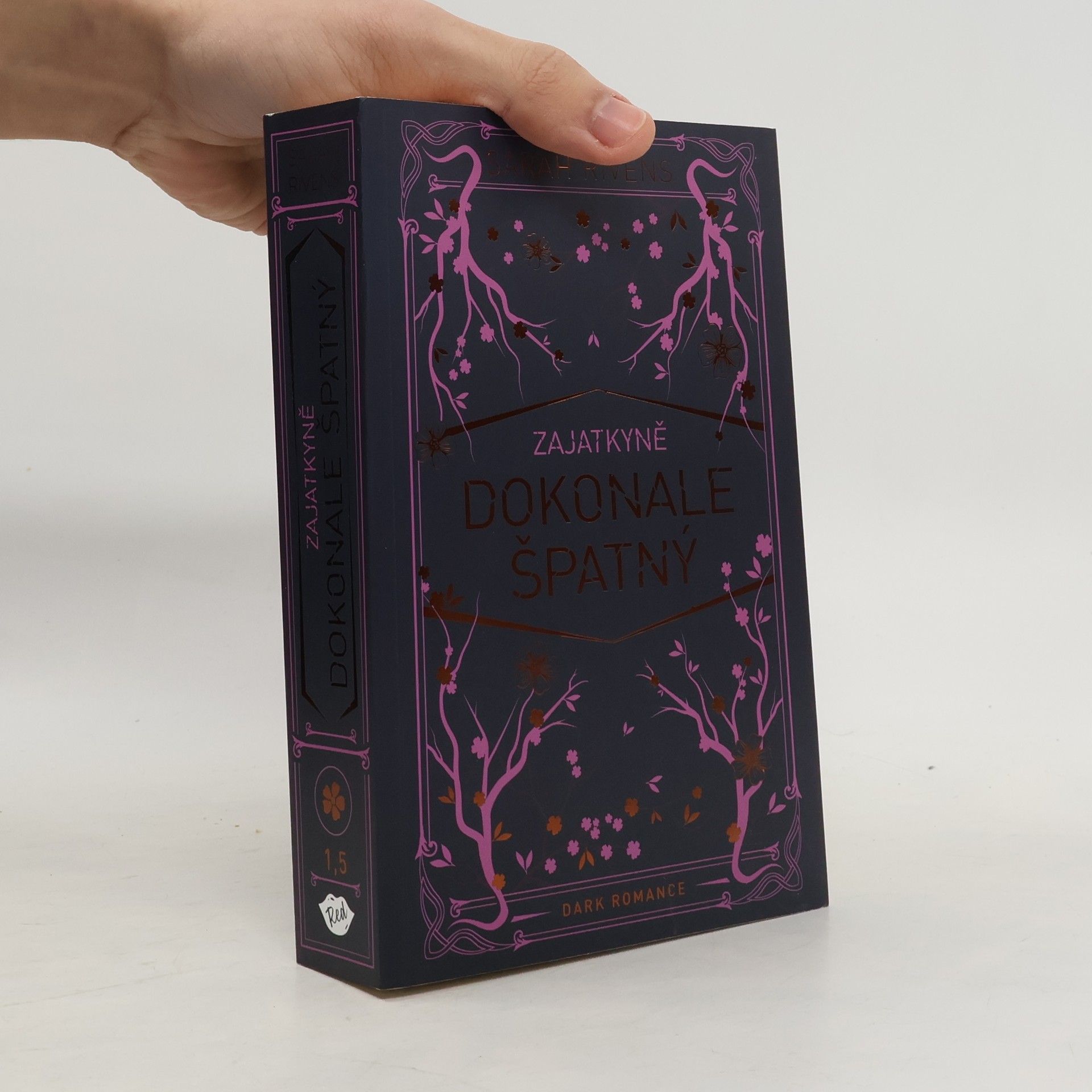 Sarah Rivens Dokonale špatný