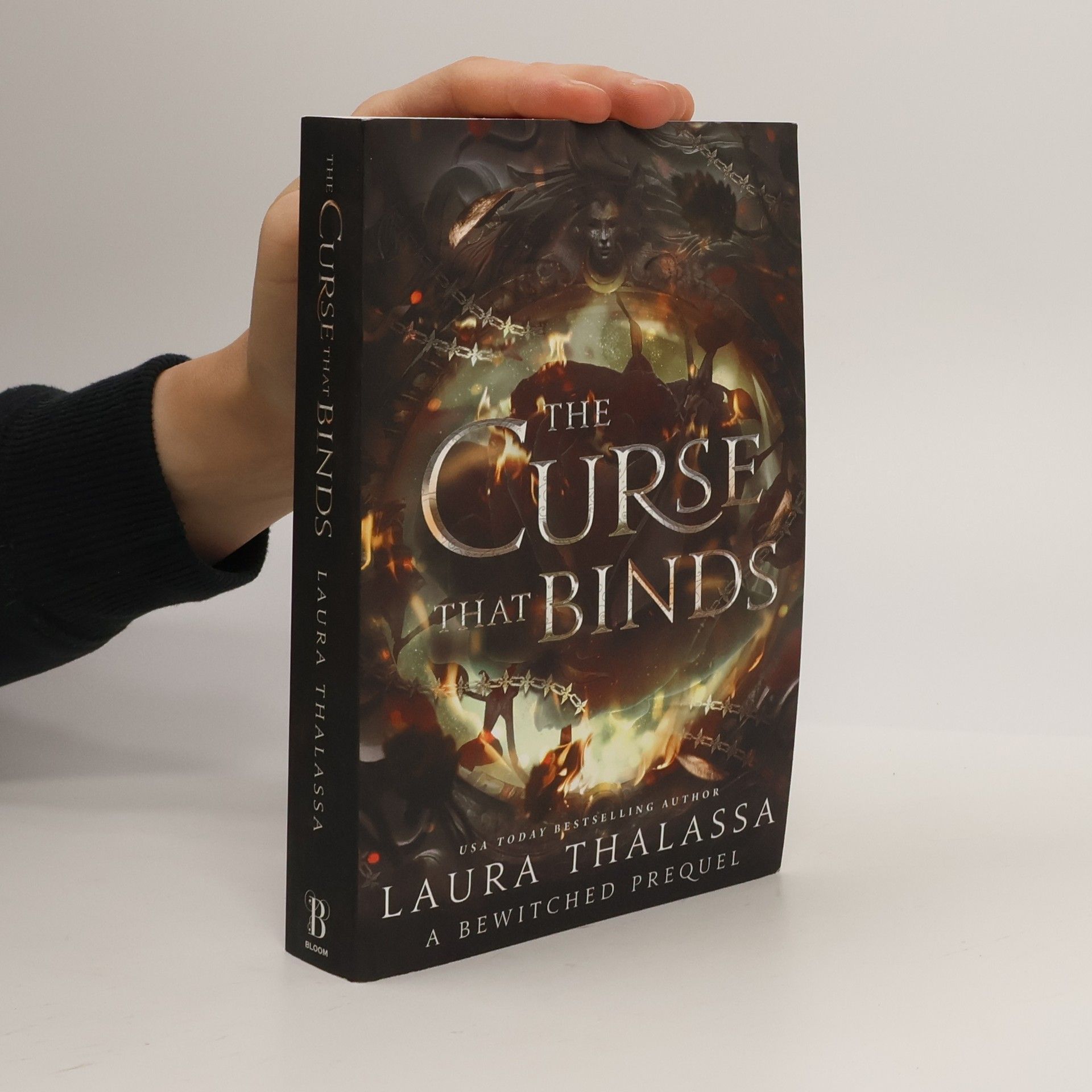 Laura Thalassa Bewitched: The Curse That Binds