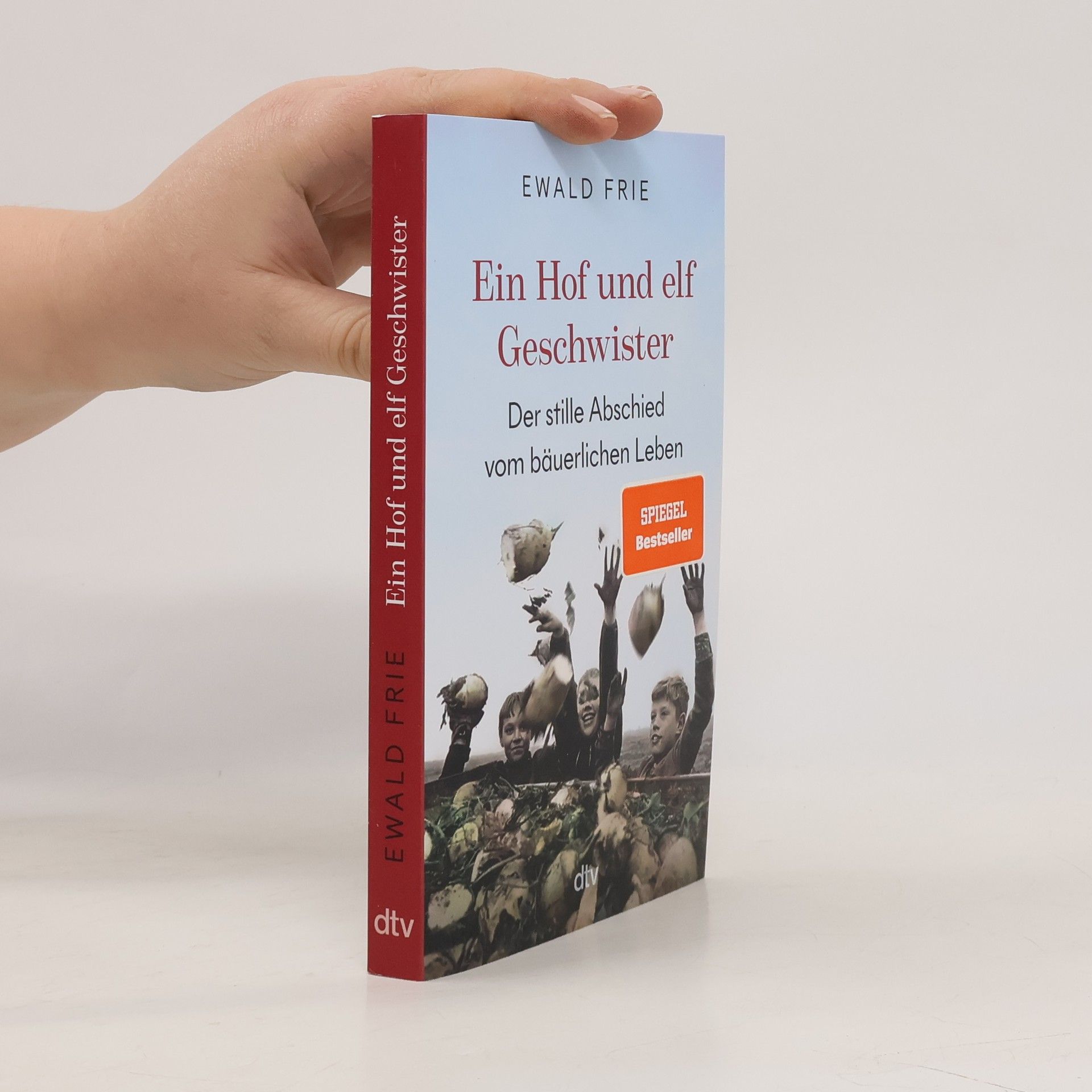 Ein Hof und elf Geschwister. Der stille Abschied vom bäuerlichen Leben