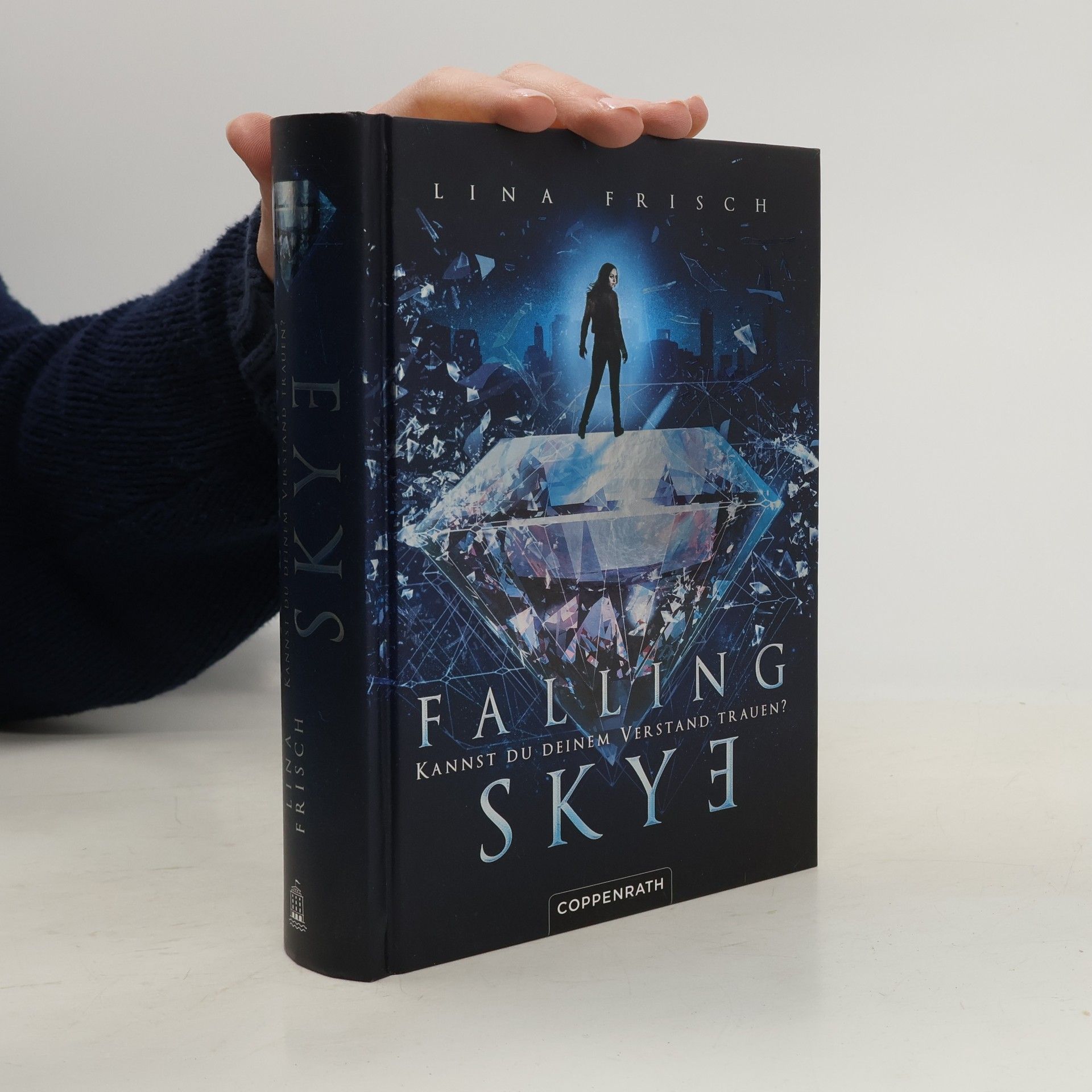 Lina Frisch Falling Skye: Kannst du deinem Verstand traunen?
