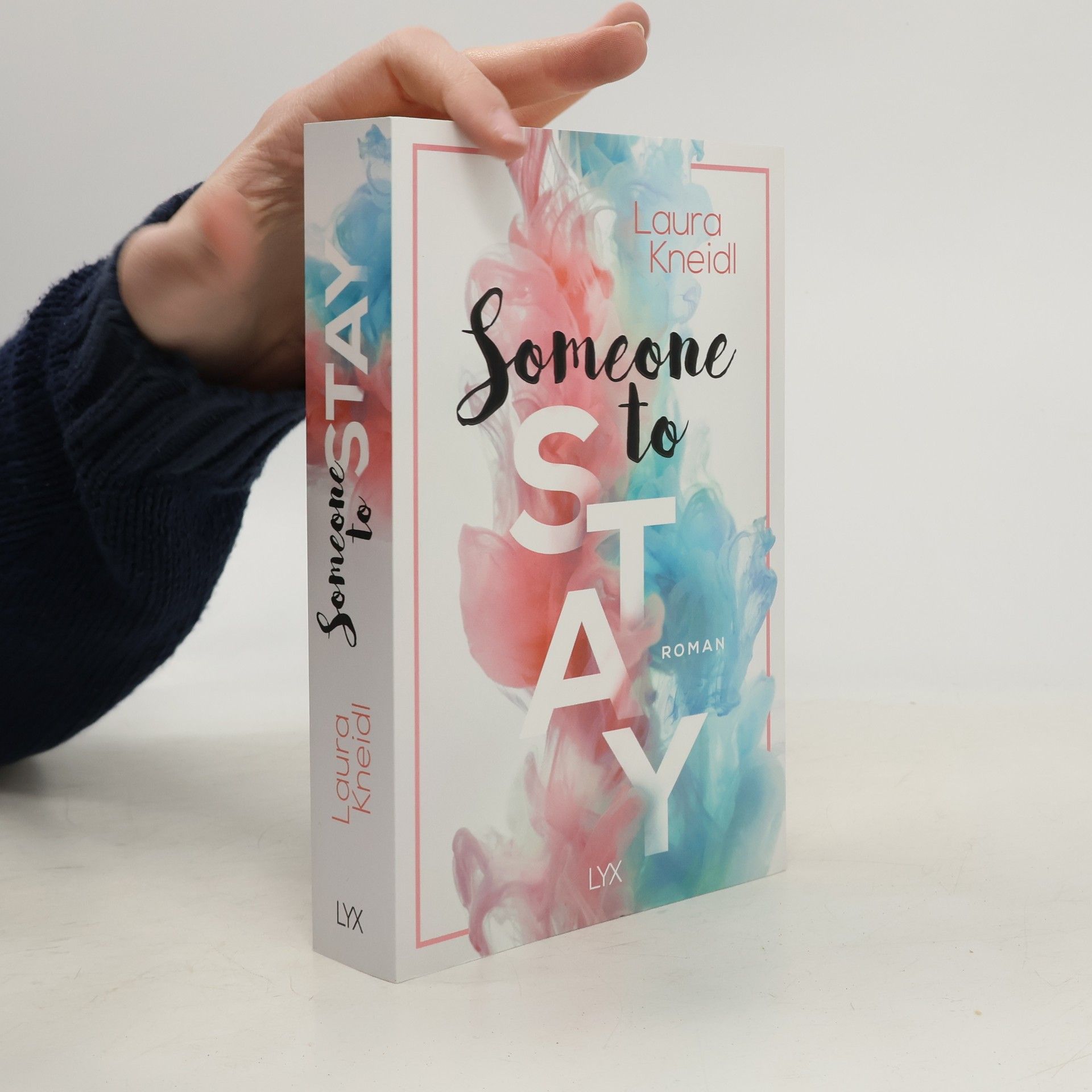 Laura Kneidl Someone to Stay