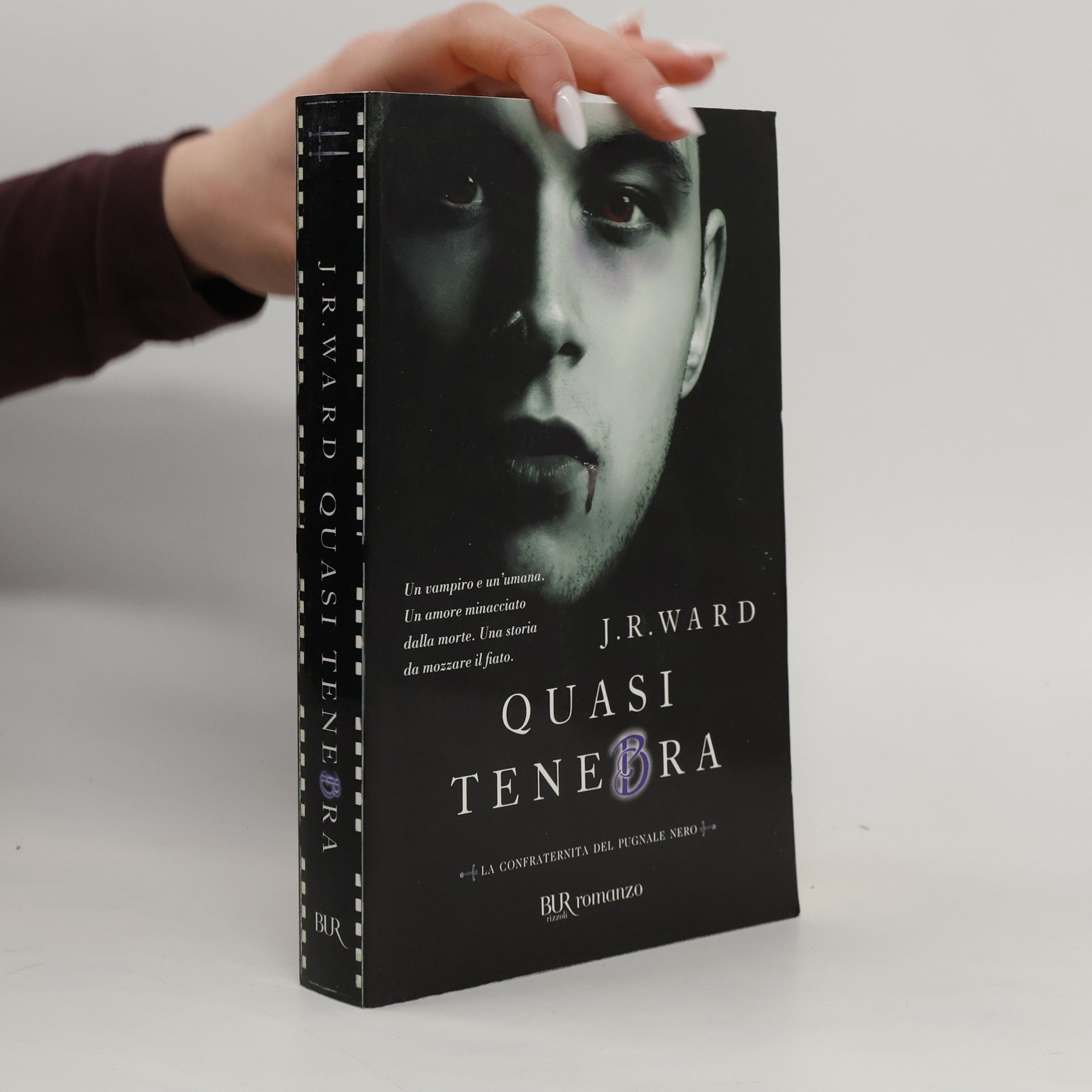 Paola Pianalto La Confraternita del Pugnale Nero - 2: Quasi tenebra