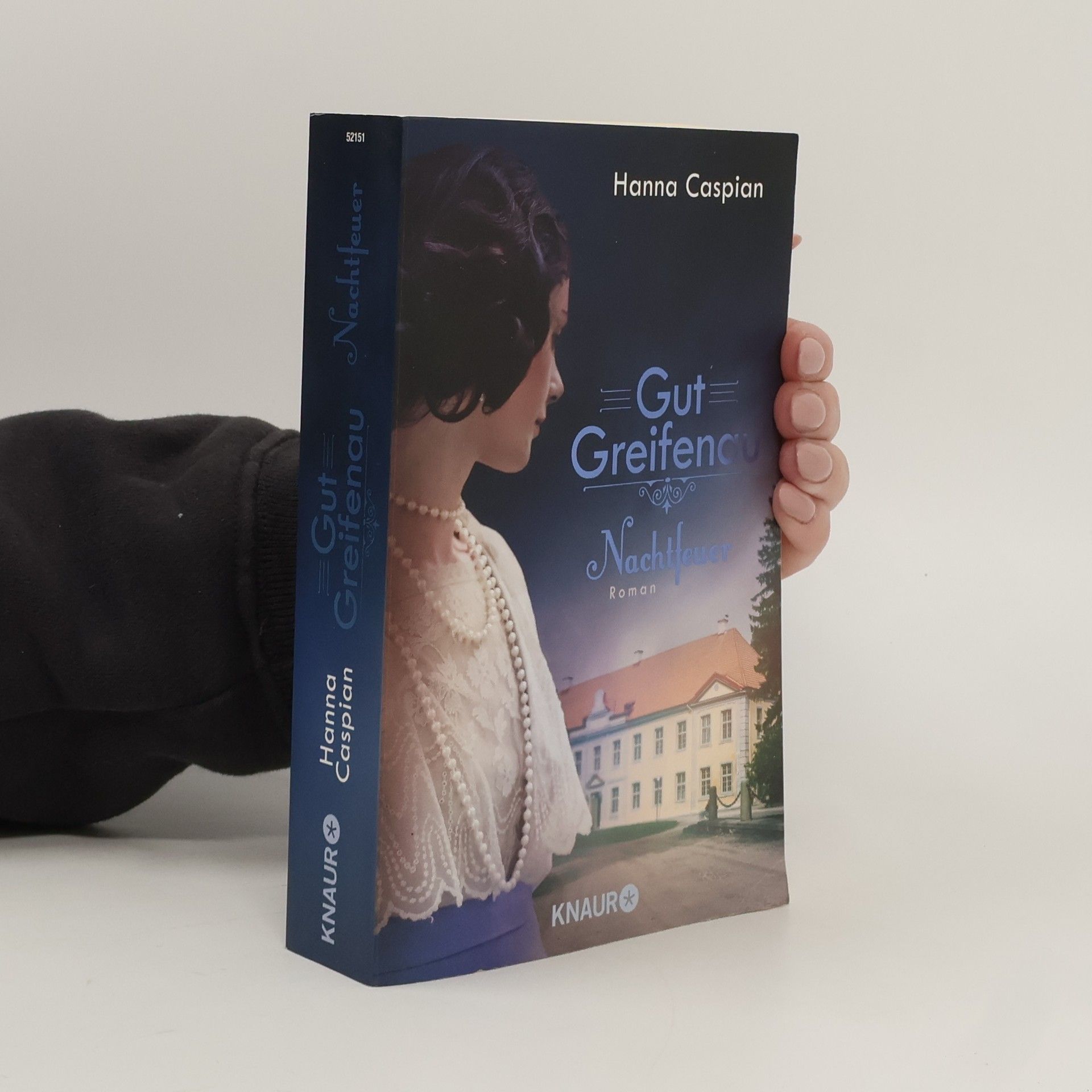 Hanna Caspian Gut Greidenau. Nachtfeuer