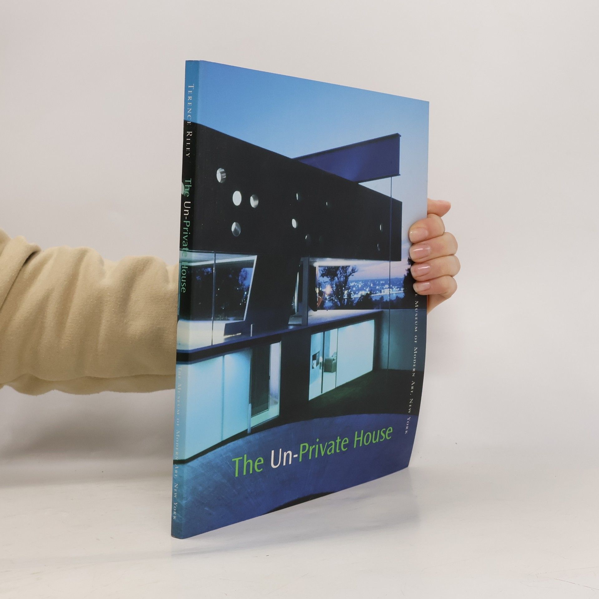 The Un-Private House