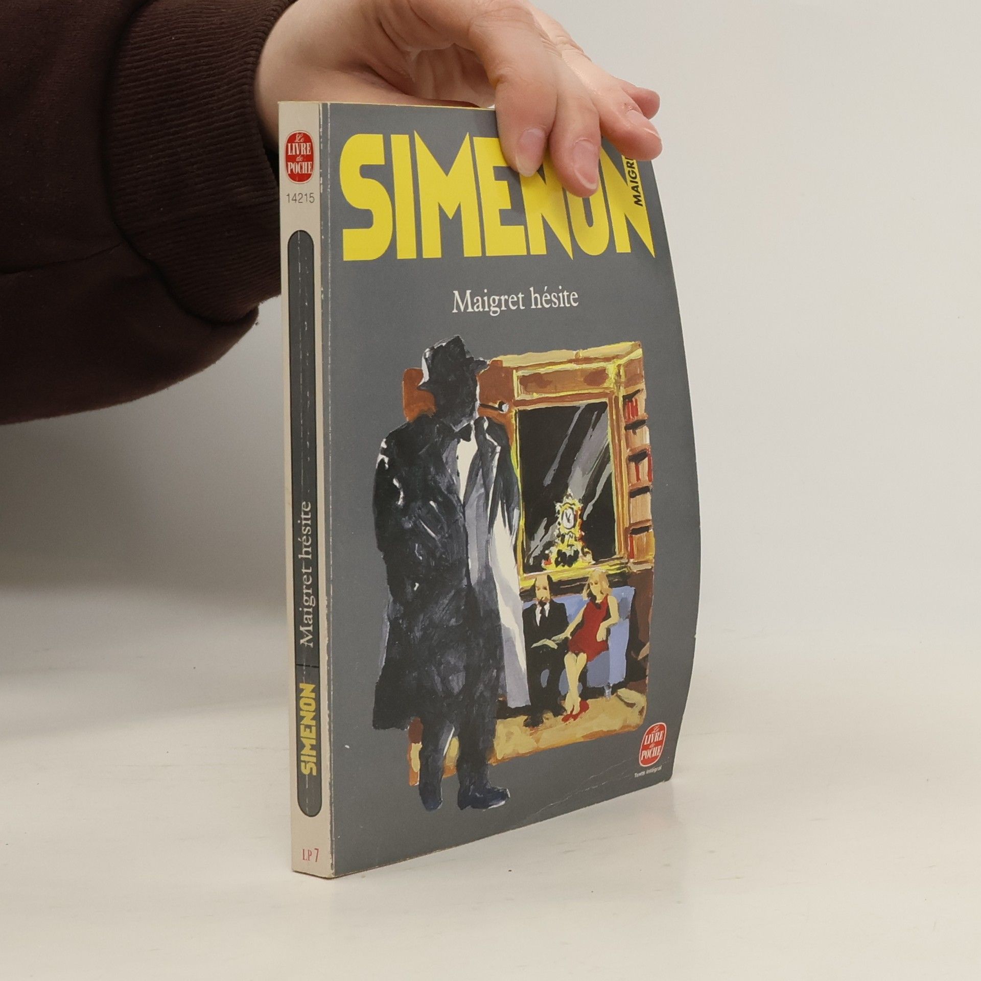 Georges Simenon Maigret hésite