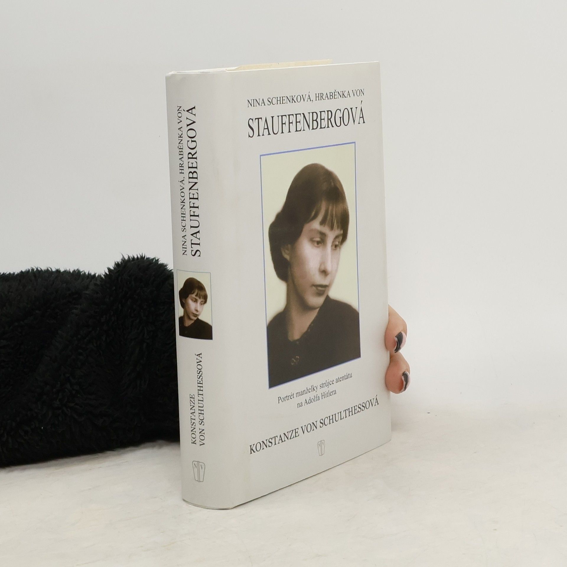 Nina Schenková, hraběnka von Stauffenbergová