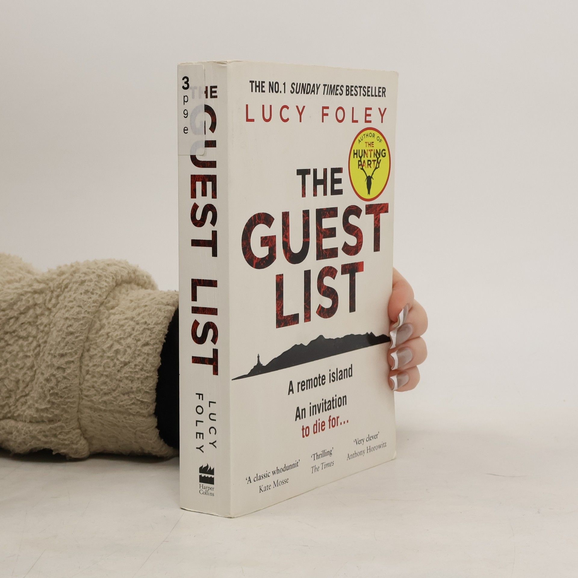 Lucy Foley The guest list