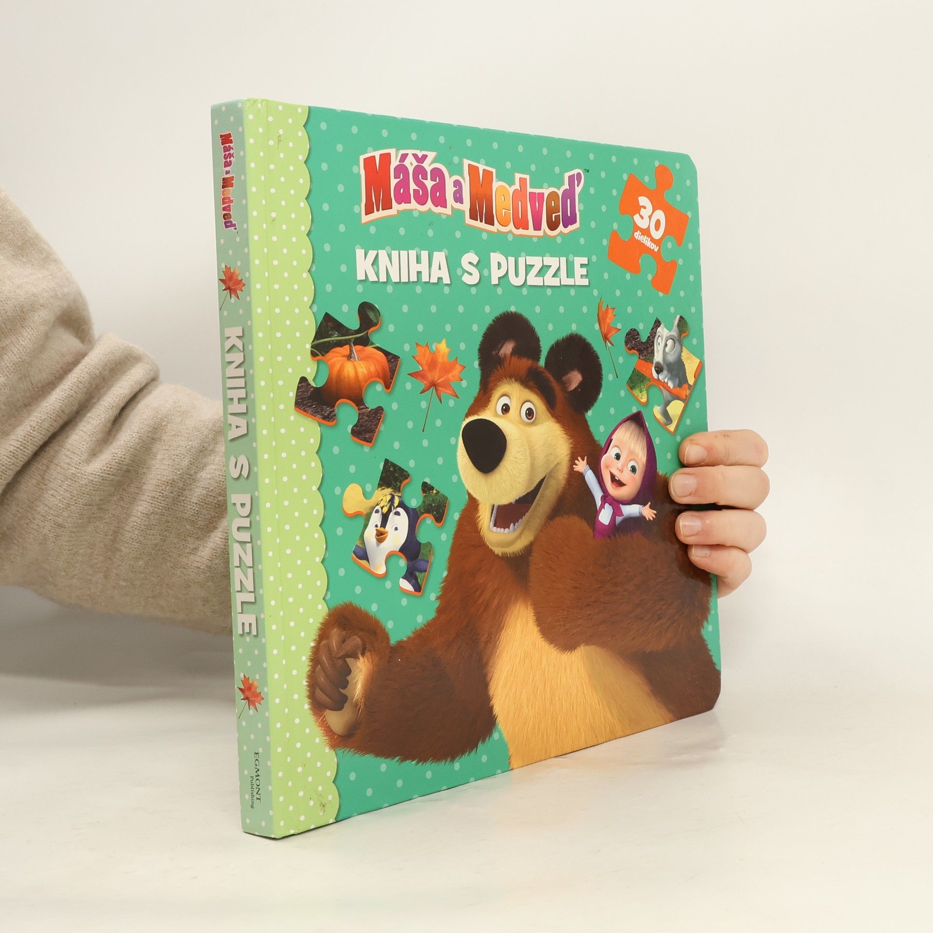 Collectif d'auteurs Máša a medveď. Kniha s puzzle