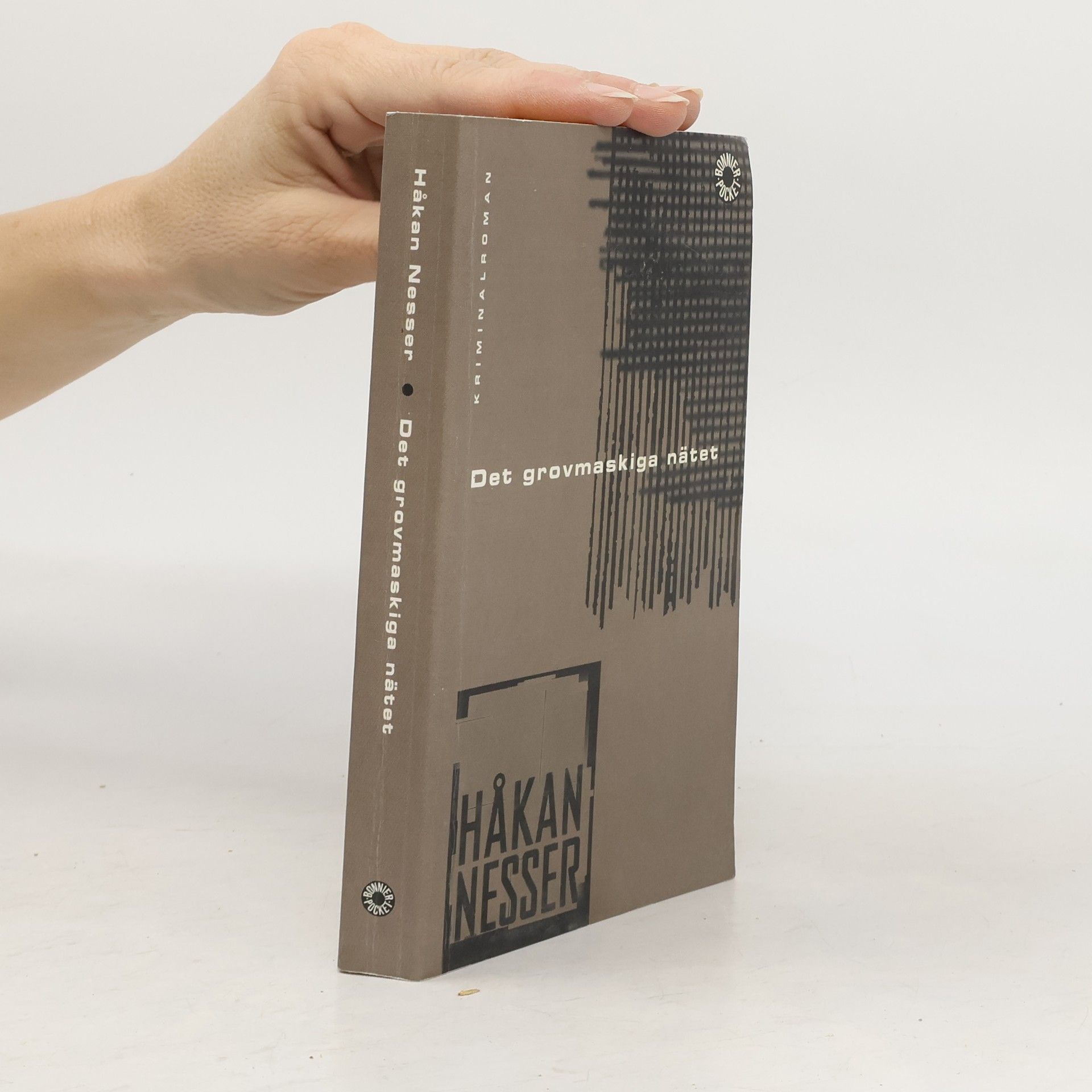 Hakan Nesser Det grovmaskiga nätet