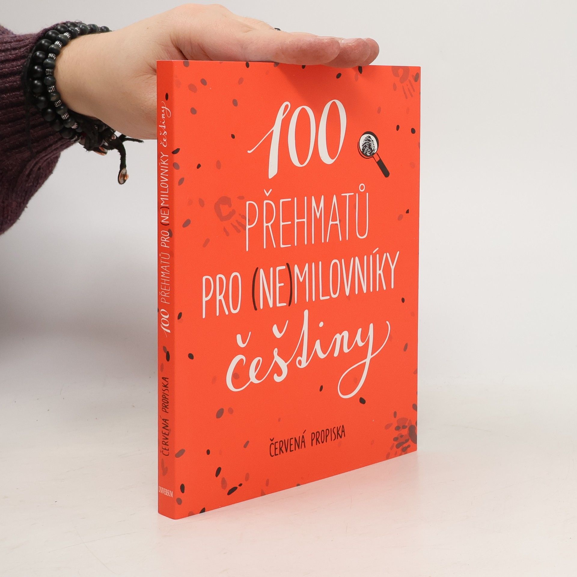 100 přehmatů pro (ne)milovníky češtiny