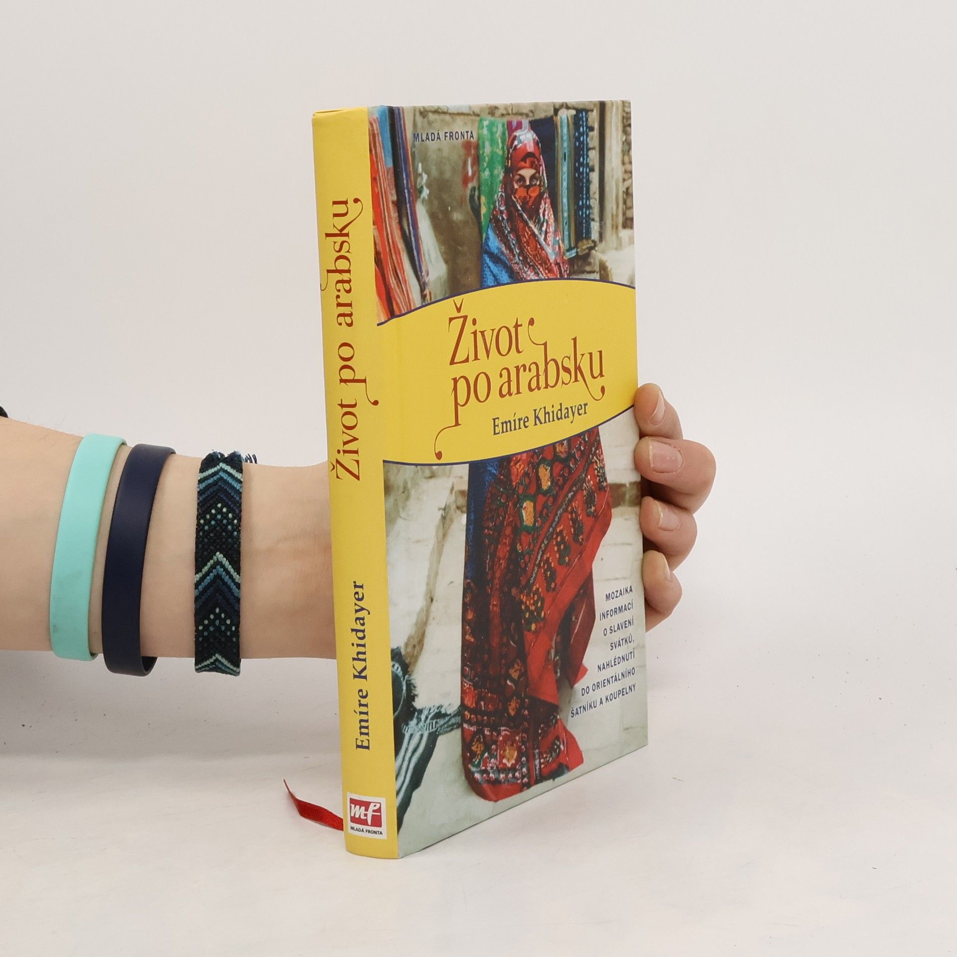 Emíre Khidayer Život po arabsku