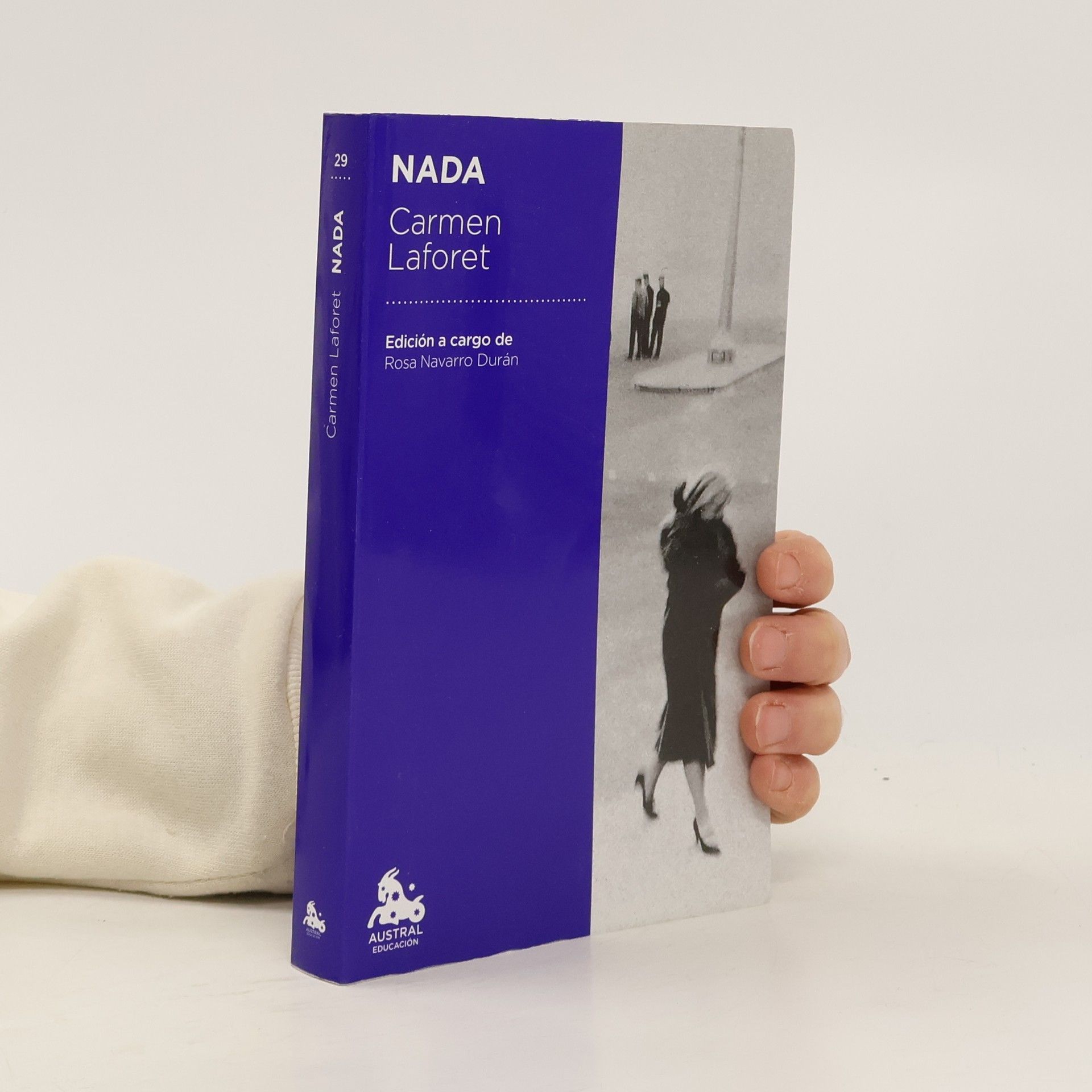 Colección Austral - 29: Nada