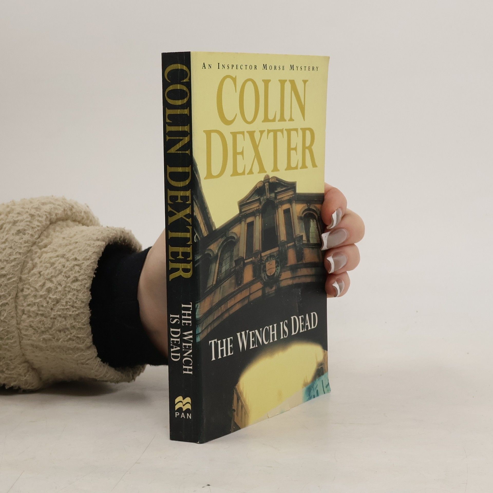 Dexter Colin The Wench Is Dead