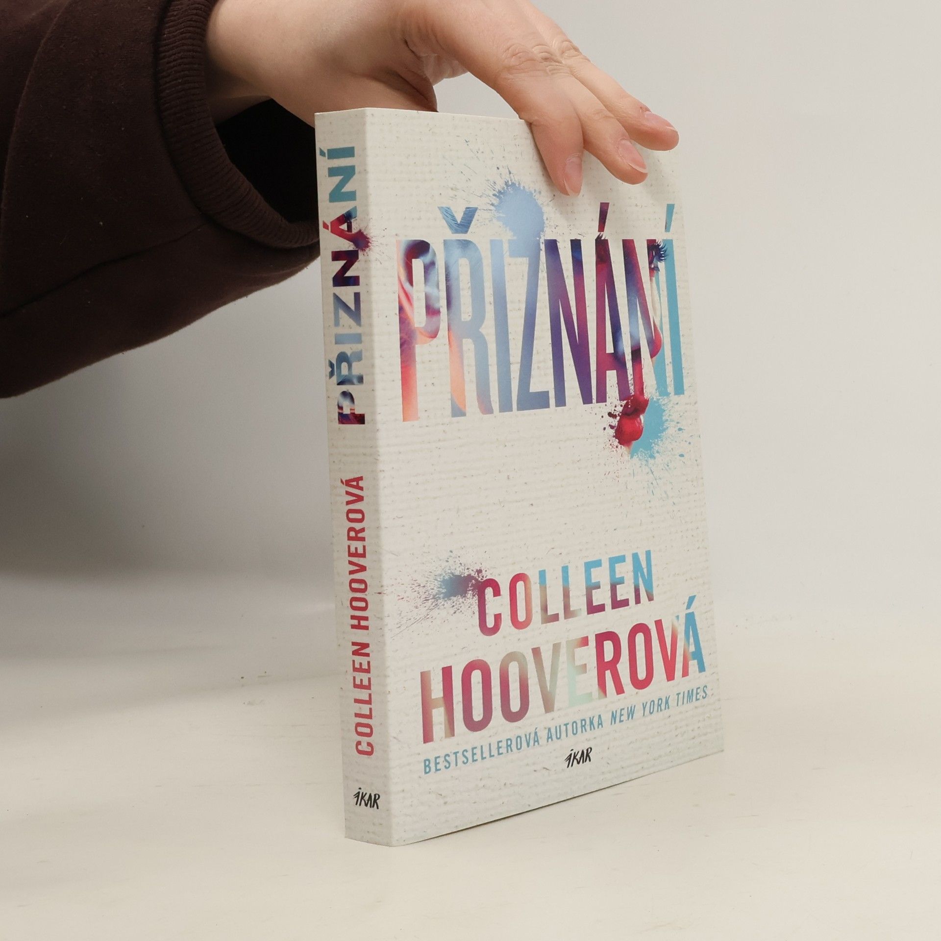 Colleen Hoover Přiznání
