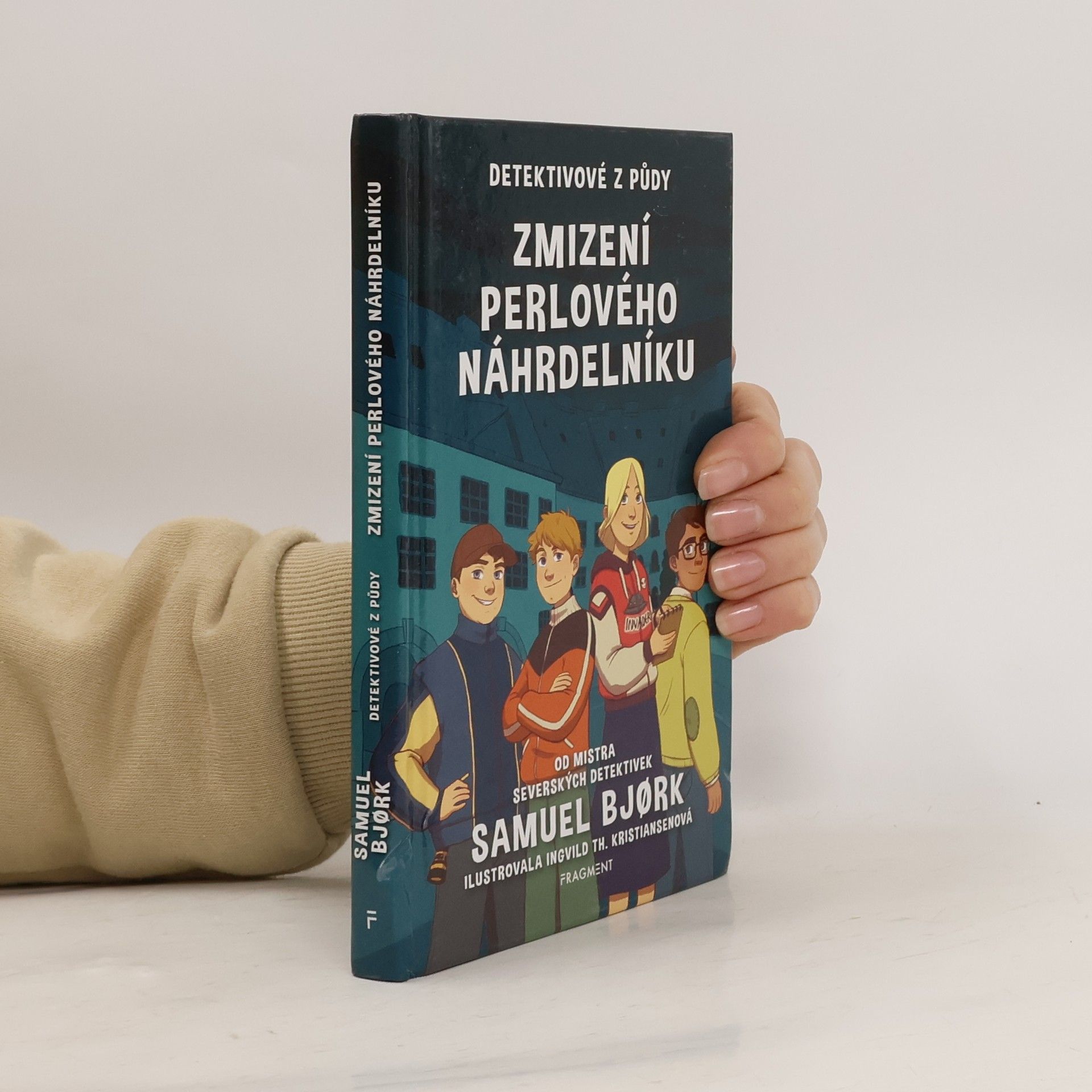 Zmizení perlového náhrdelníku