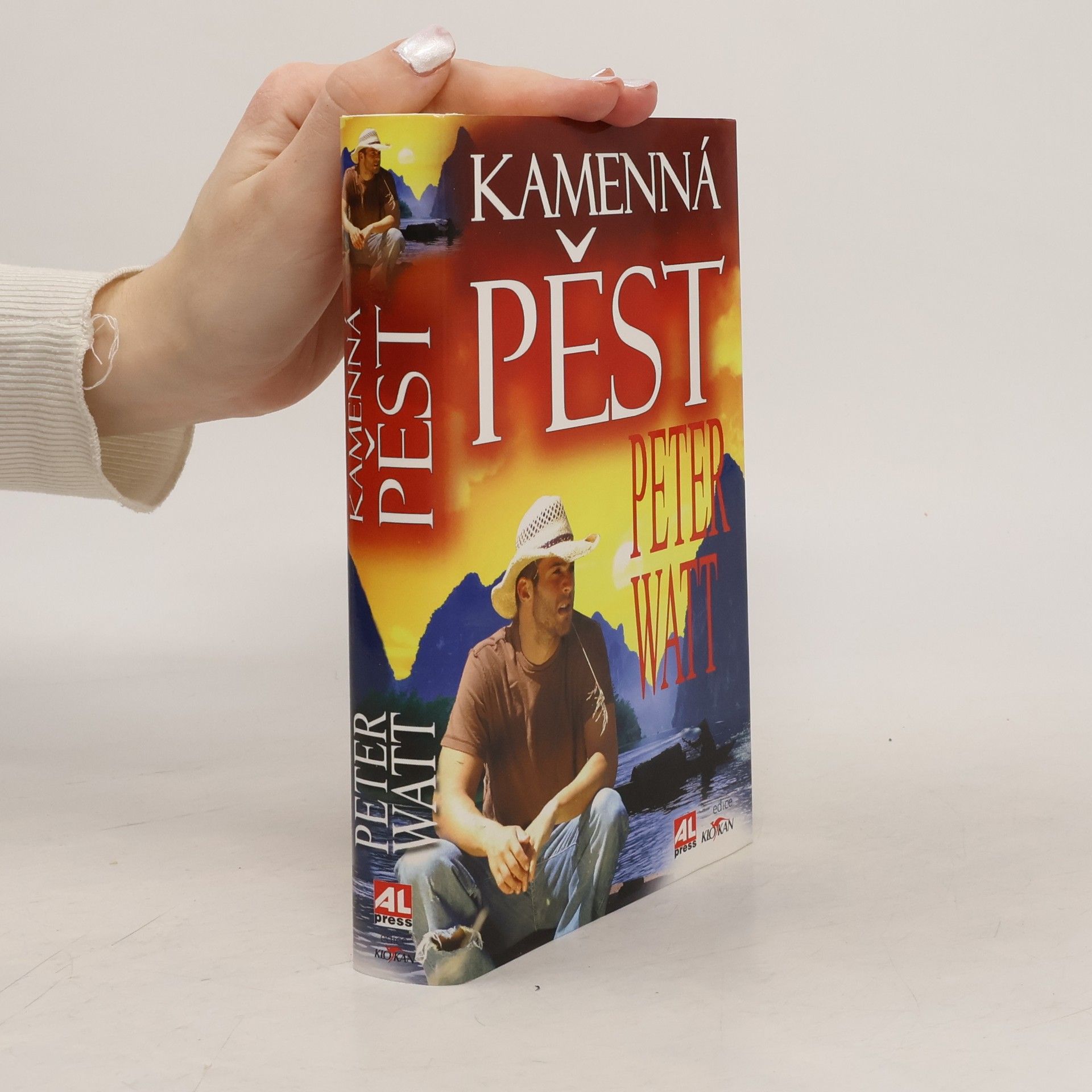 Peter Watt Kamenná pěst