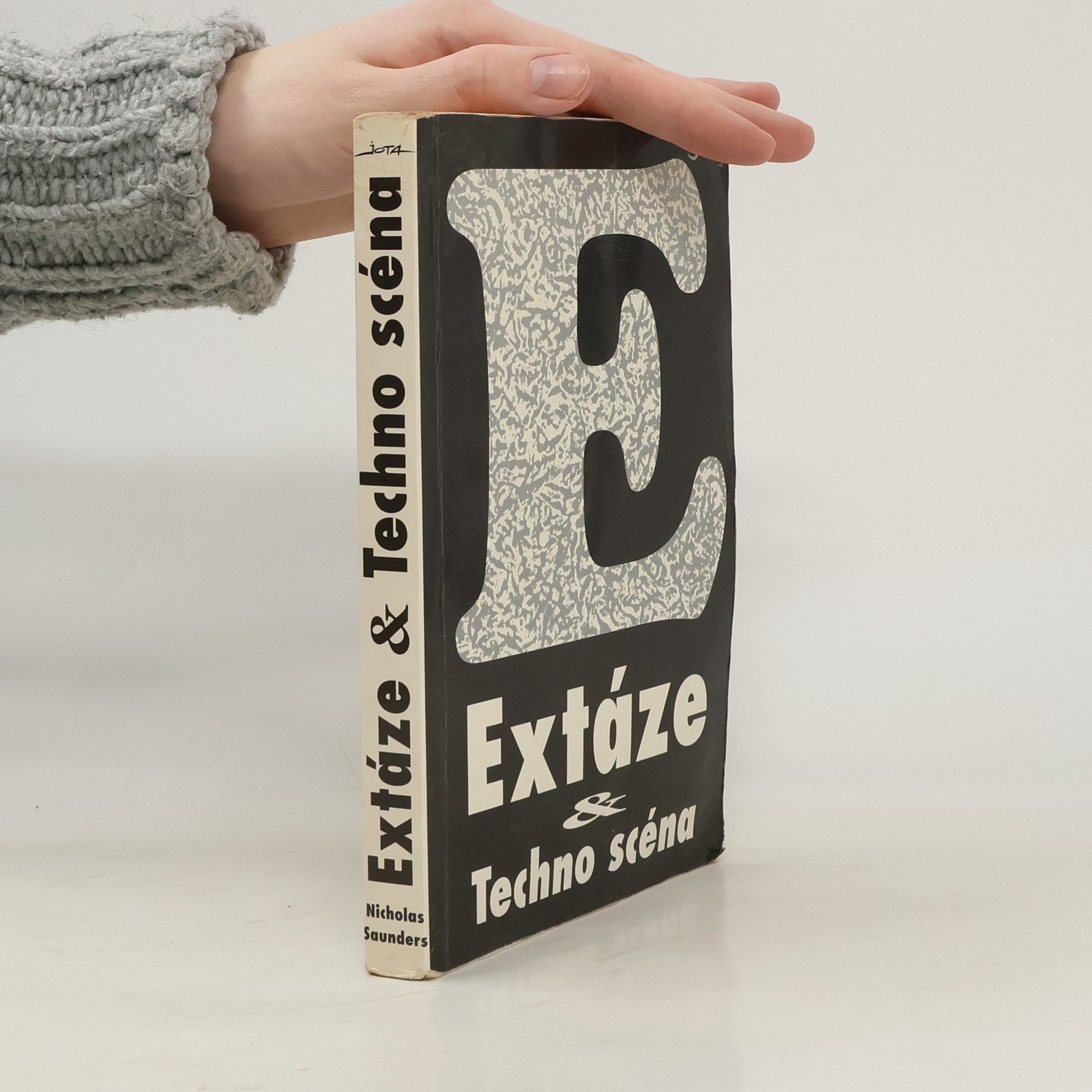 Nicholas Saunders Extáze & Techno scéna