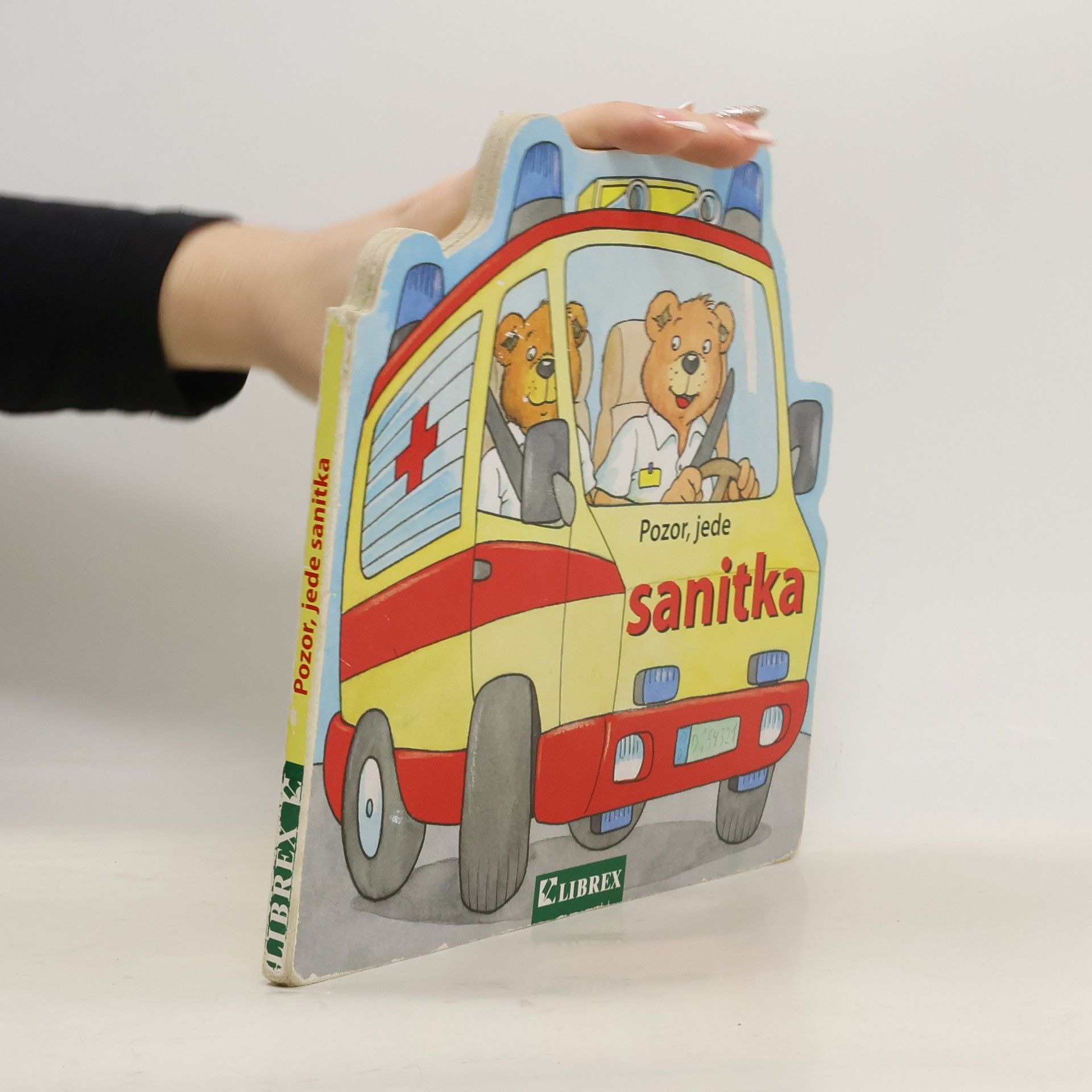 Various authors Pozor, jede sanitka