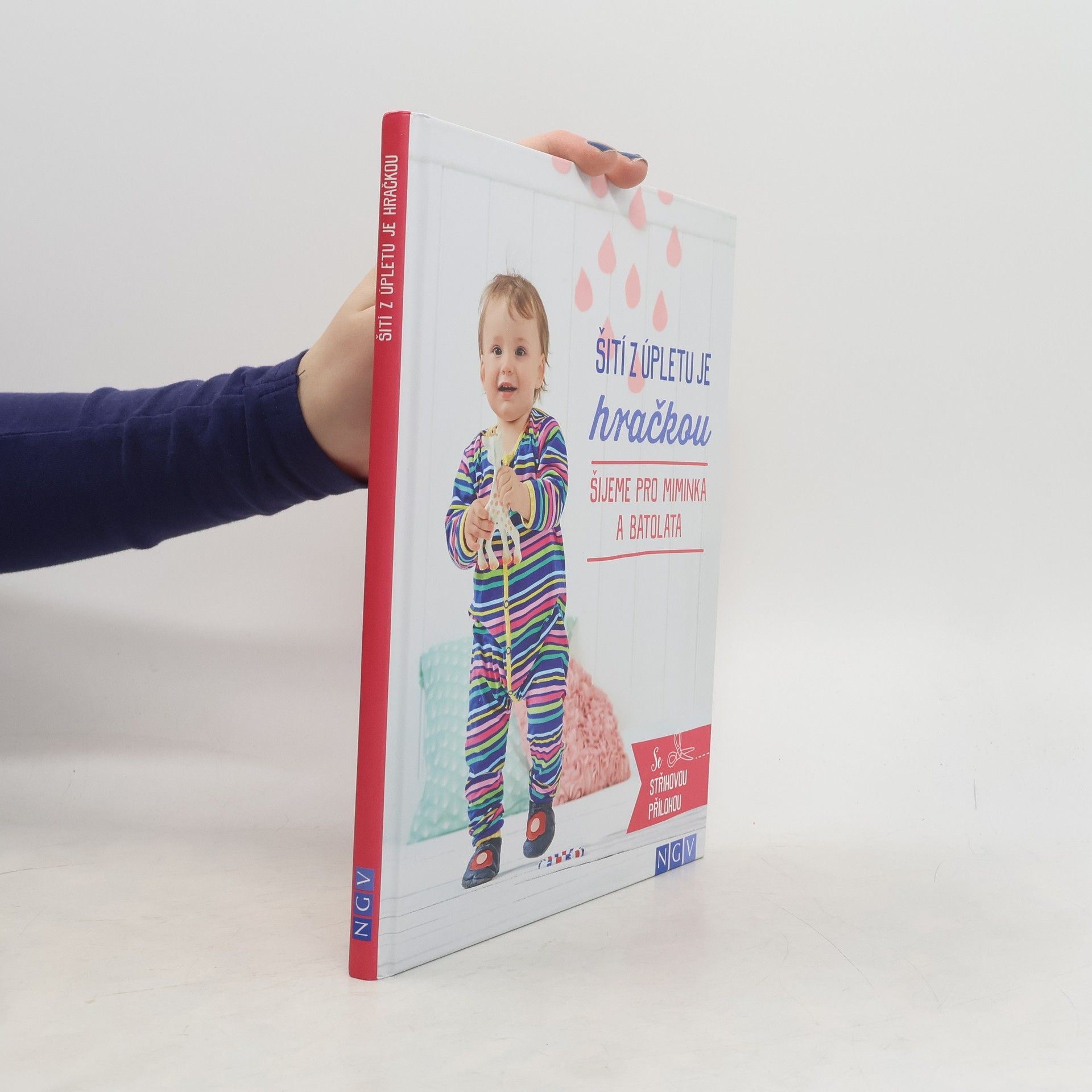 Kolektiv autorů Šití z úpletu je hračkou. Šijeme pro miminka a batolata