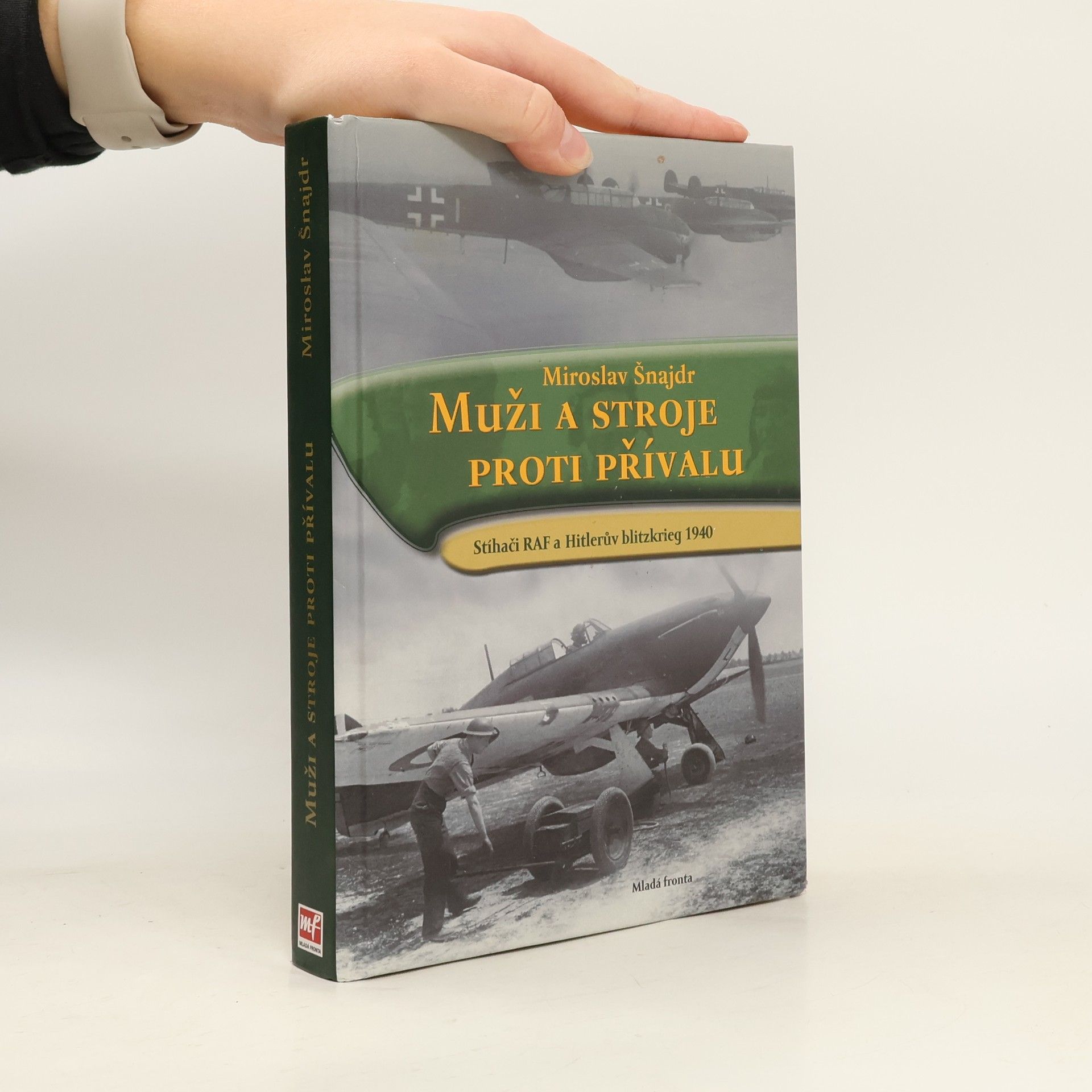 Miroslav Šnajdr Muži a stroje proti přívalu