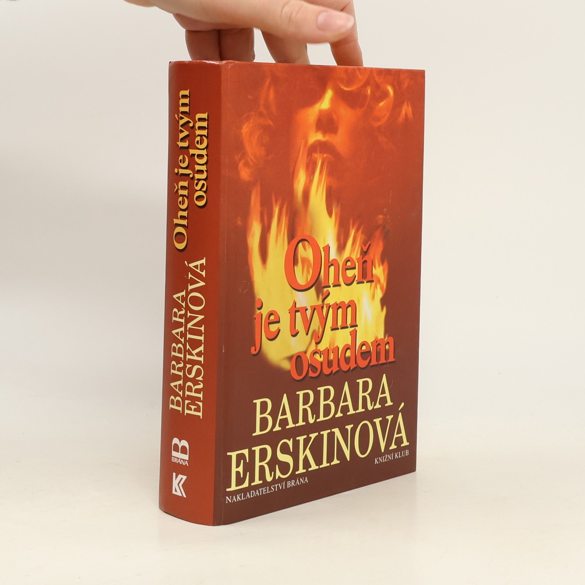 Barbara Erskine Oheň je tvým osudem