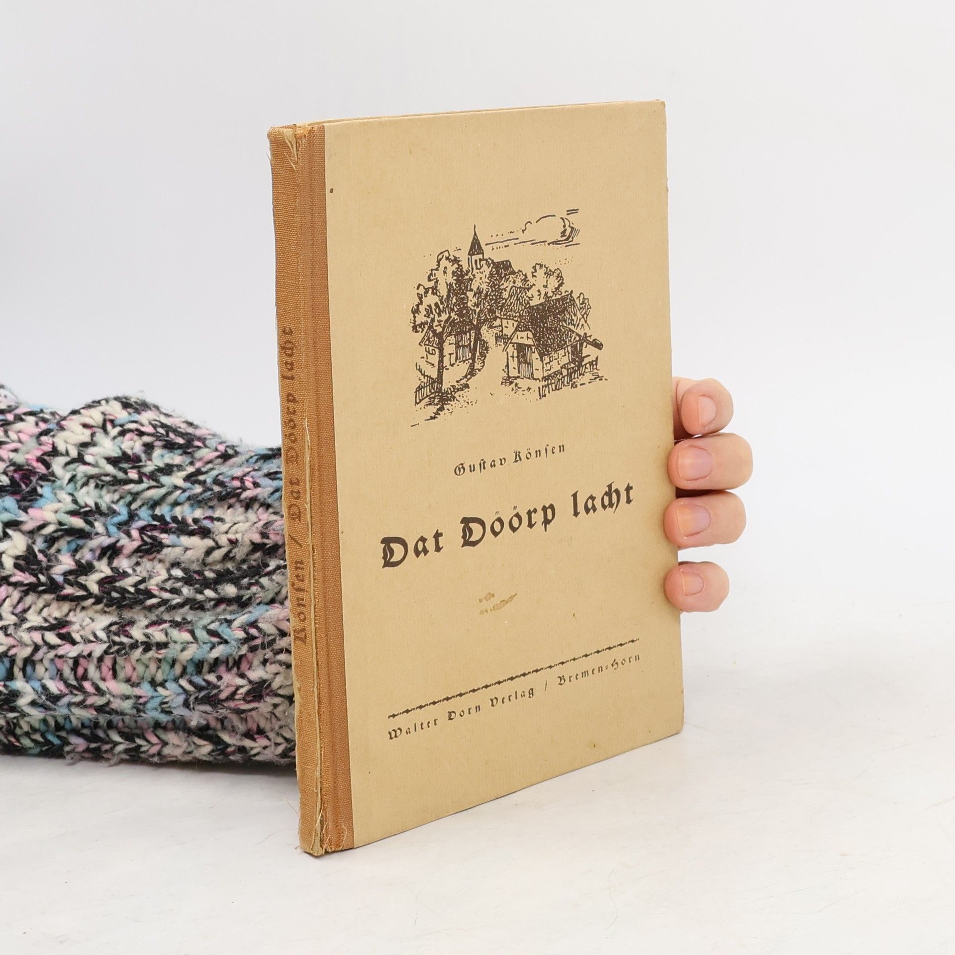 Gustav Könsen Dat Döörp lacht