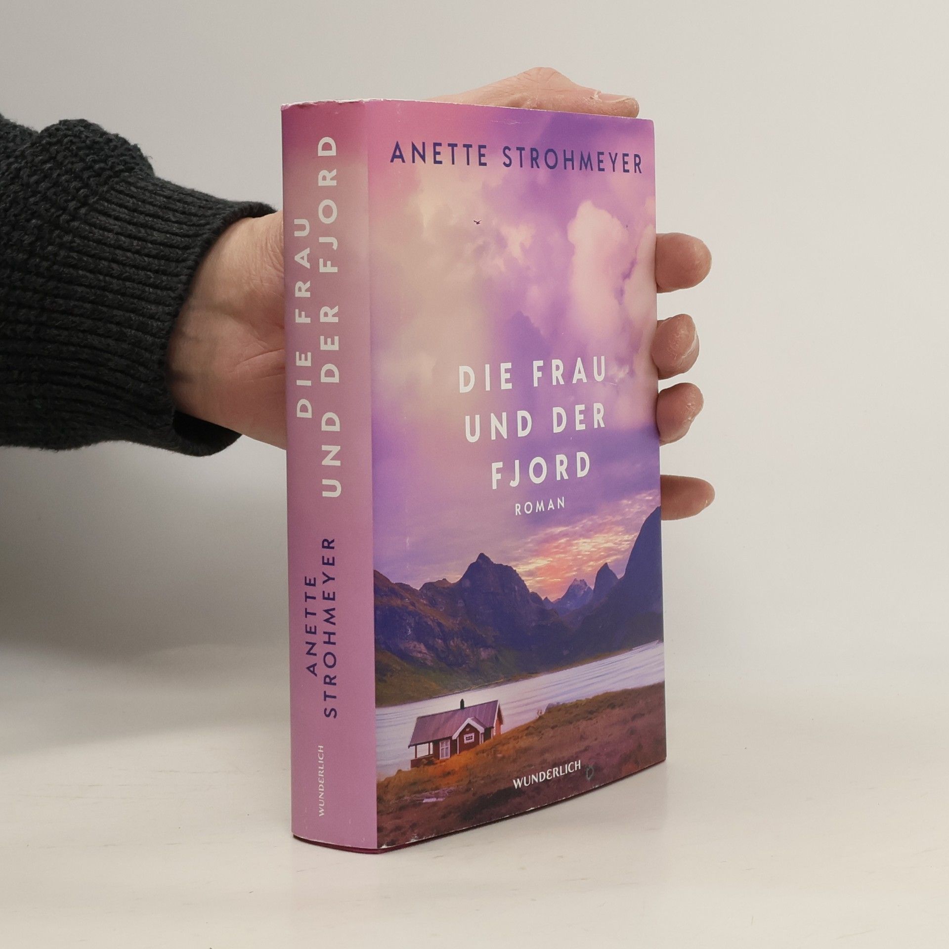 Die Frau und der Fjord