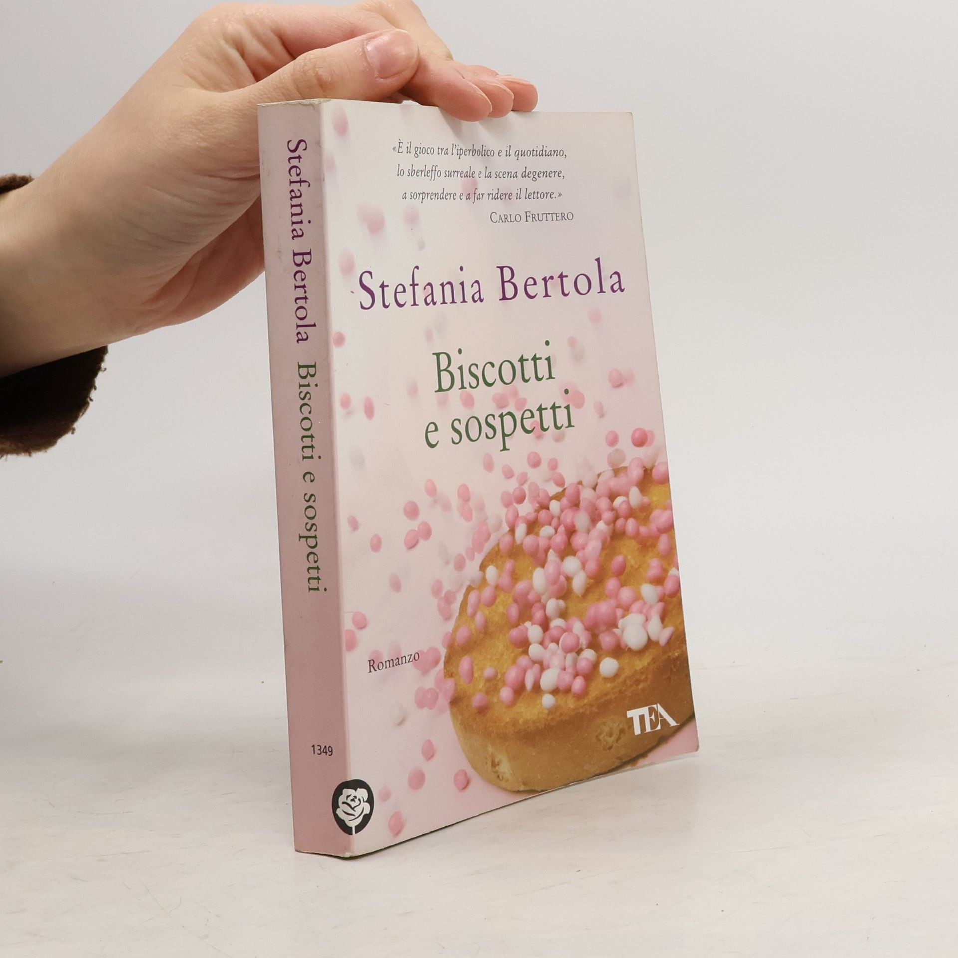 Stefania Bertola Biscotti e sospetti