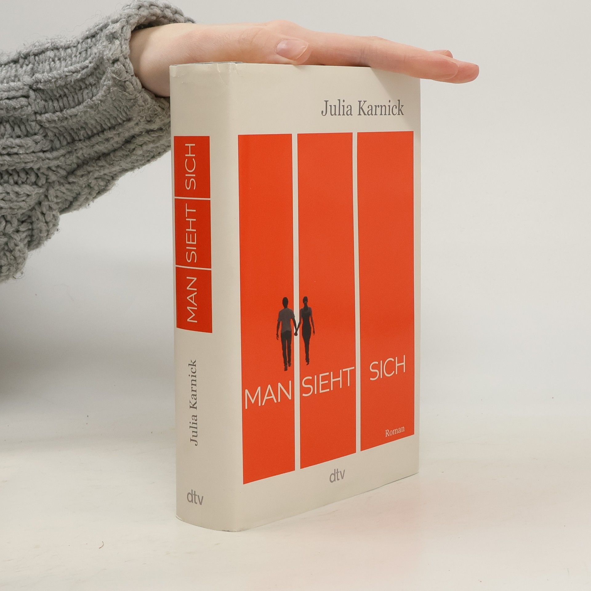 Julia Karnick Man sieht sich