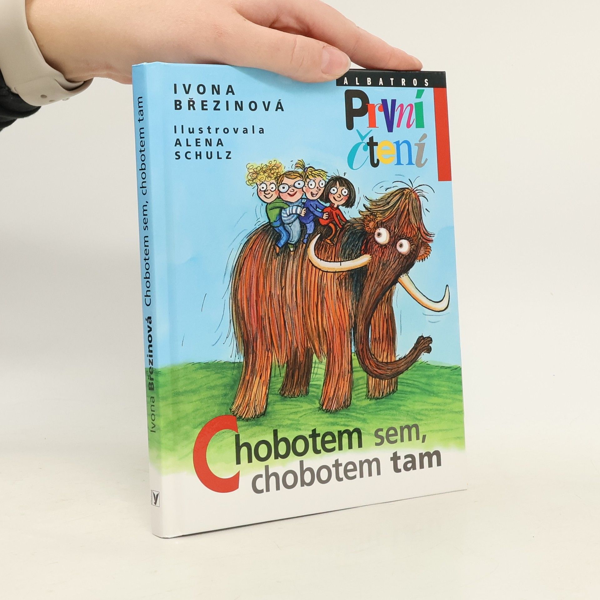 Chobotem sem, chobotem tam