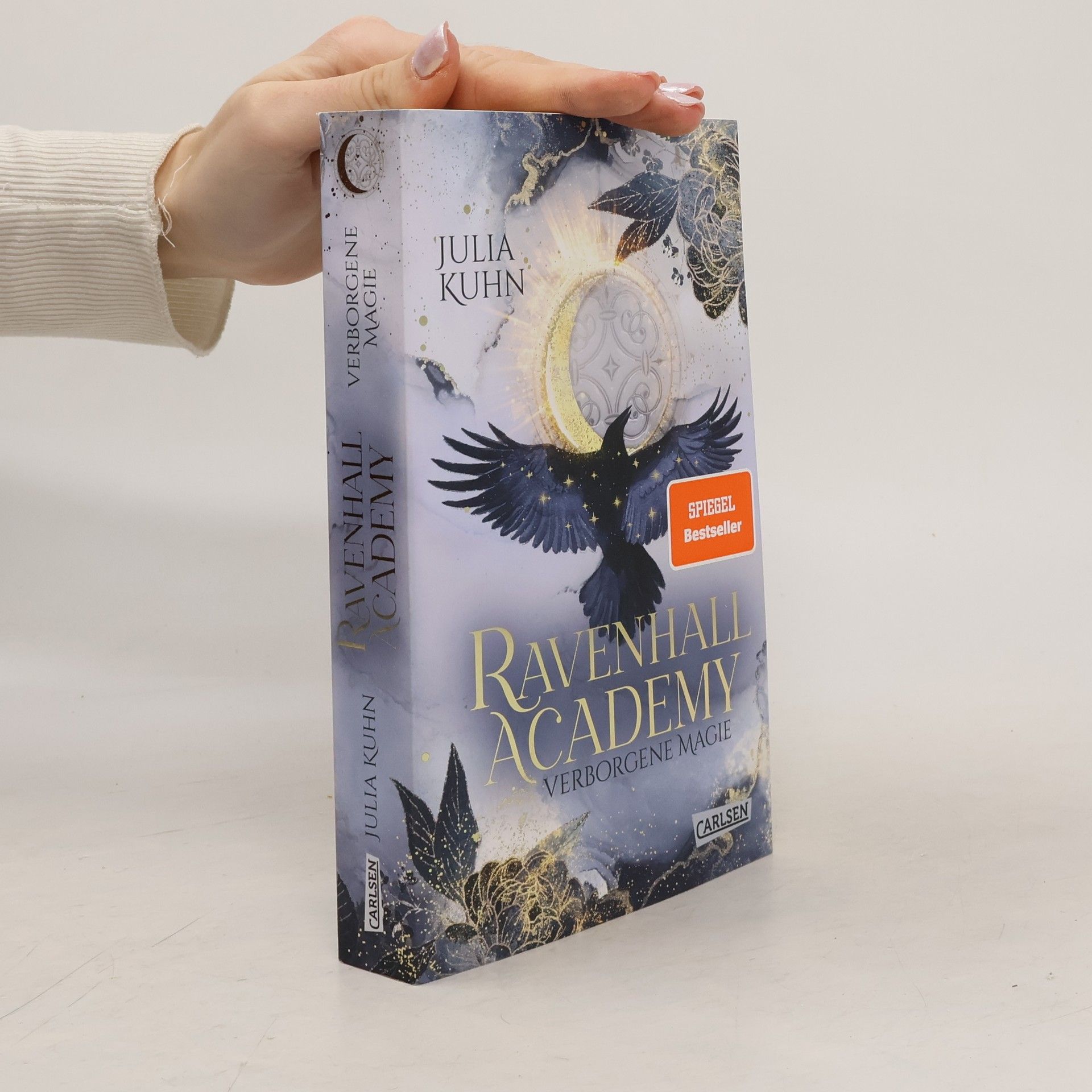 Julia Kuhn Ravenhall Academy 1: Verborgene Magie