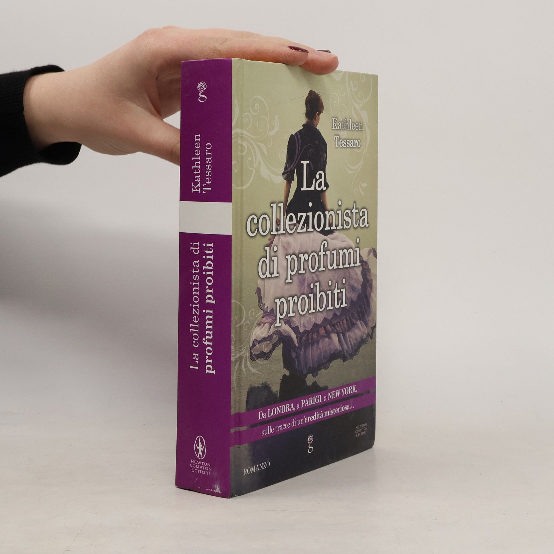 La collezionista di profumi proibiti