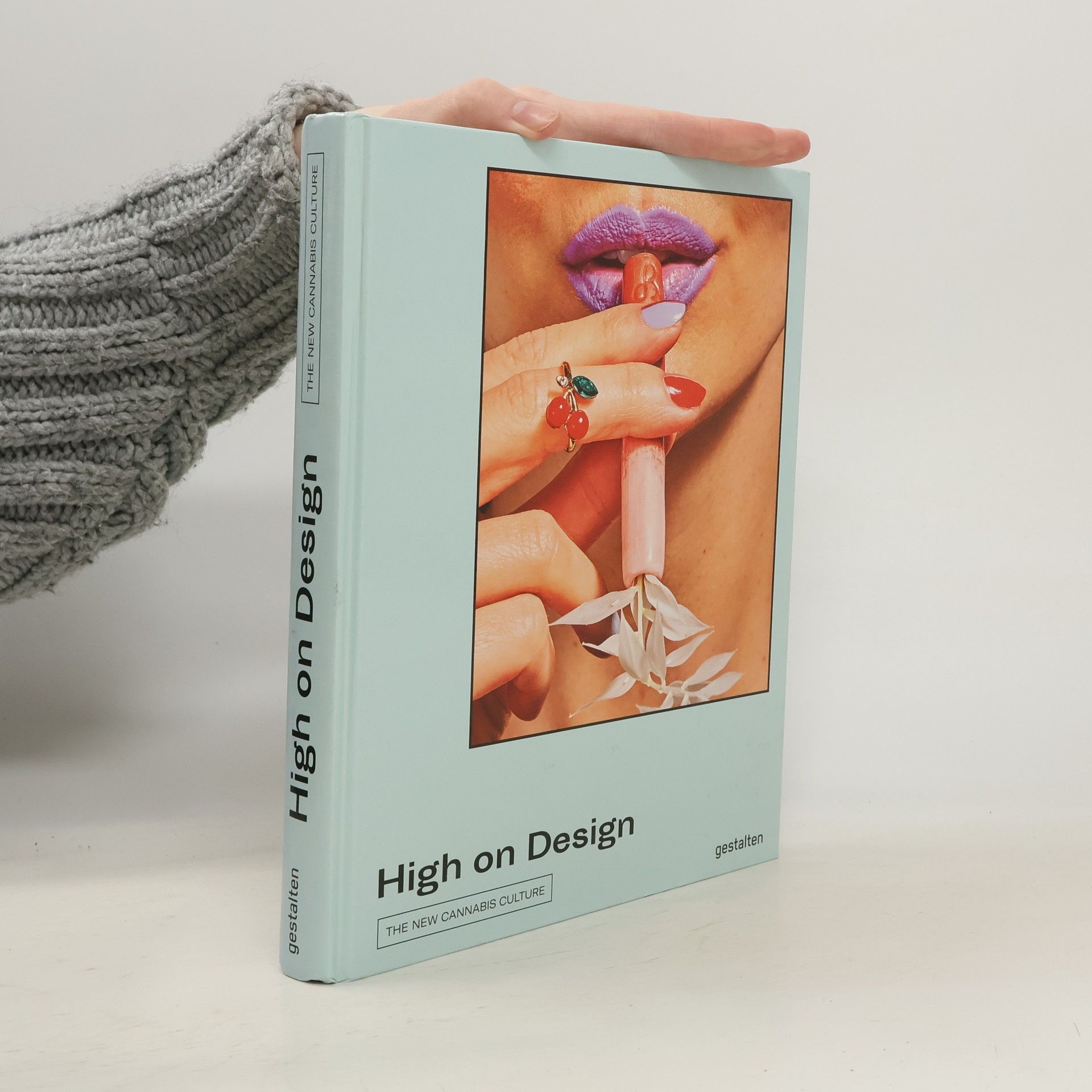 Robert Klanten High on Design