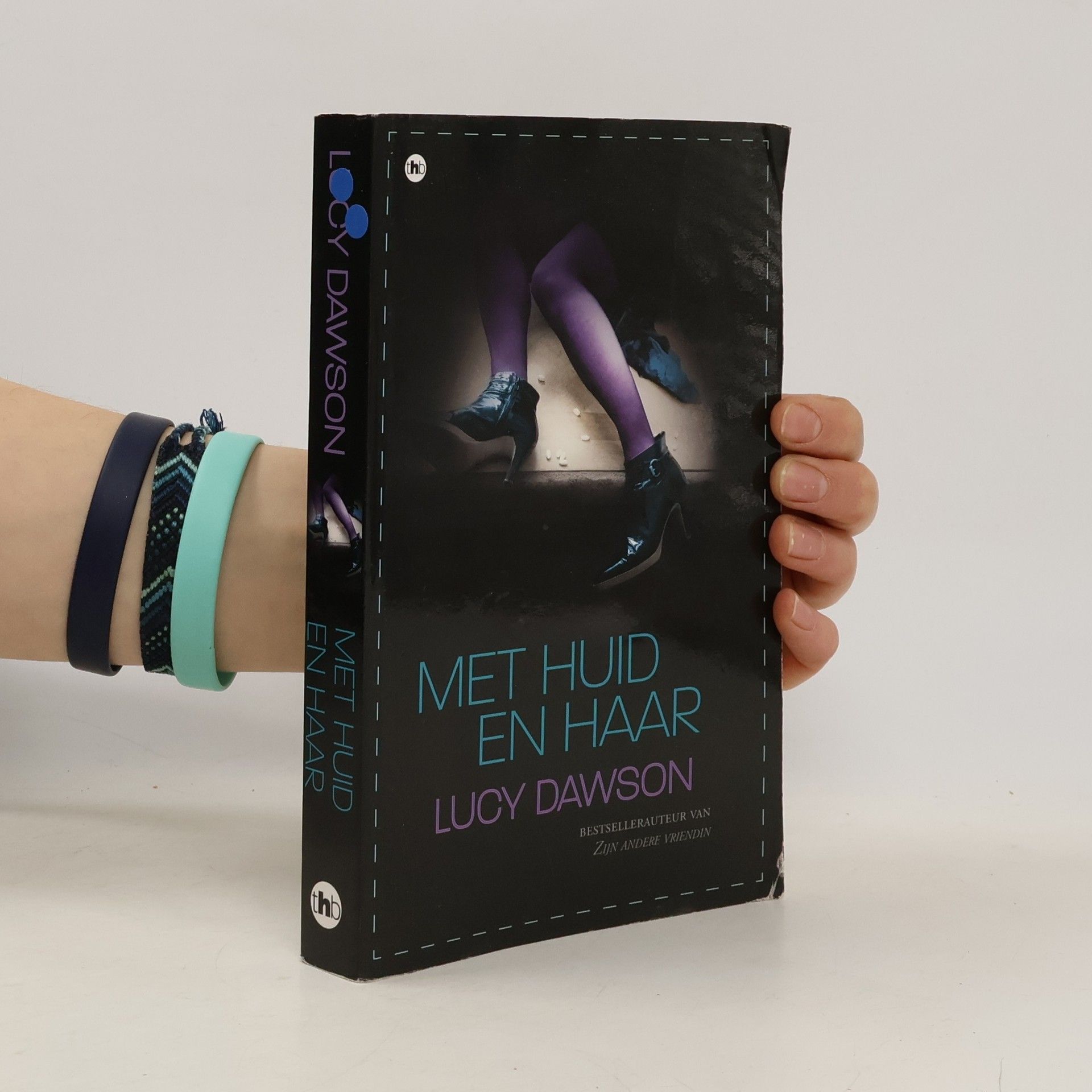 Lucy Dawson Met huid en haar