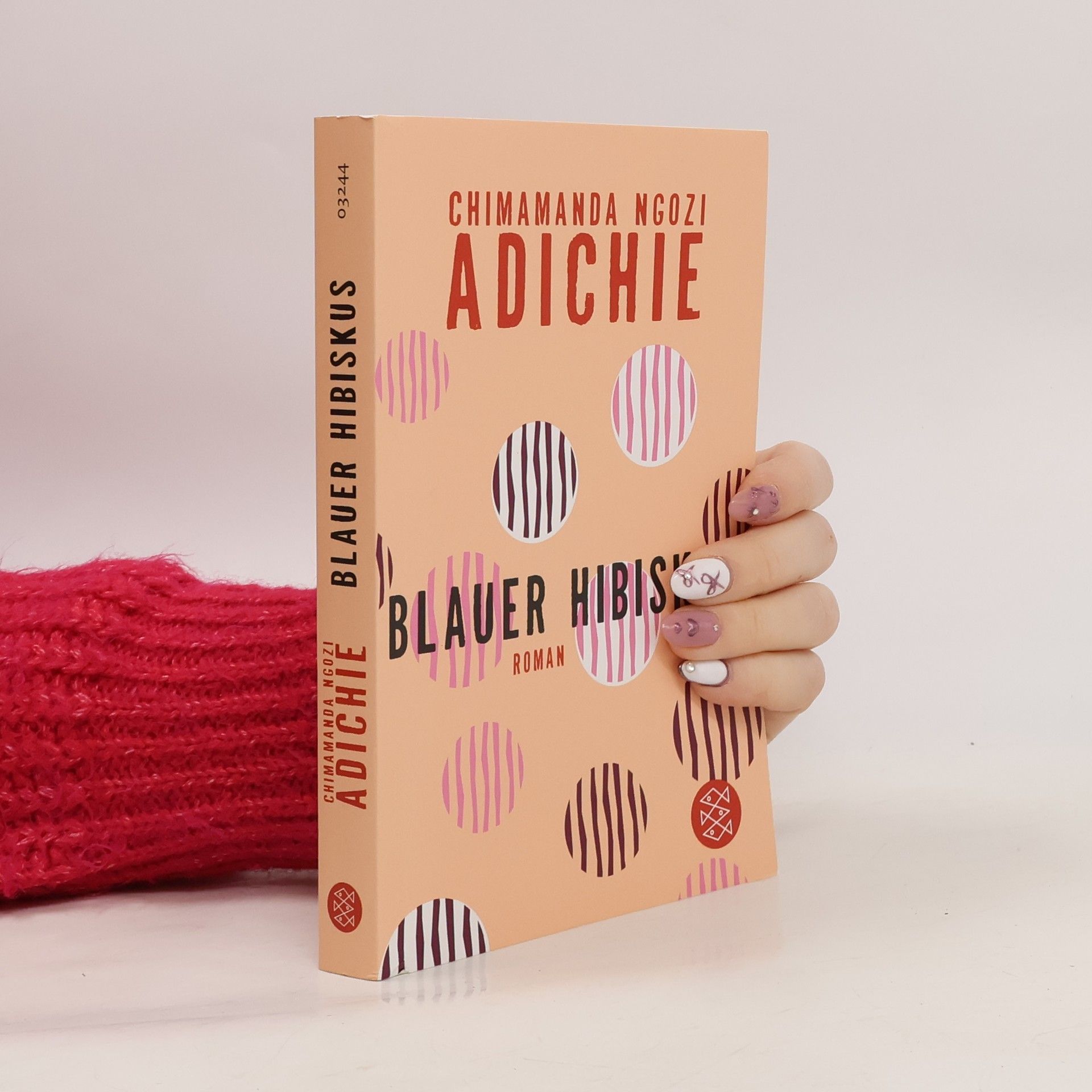 Chimamanda Ngozi Adichie Blauer Hibiskus