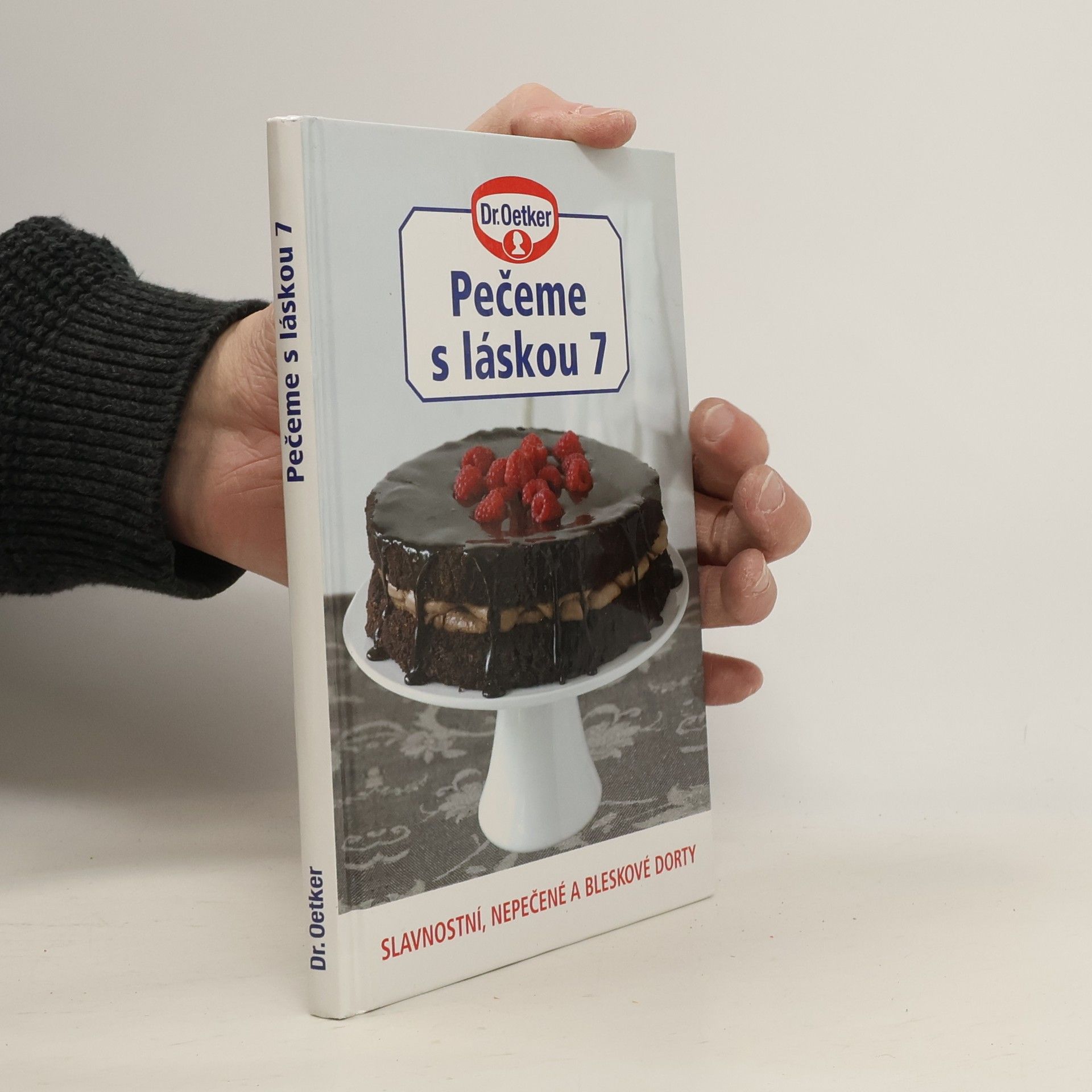 Anna Dvořák Slavnostní, nepečené a bleskové dorty